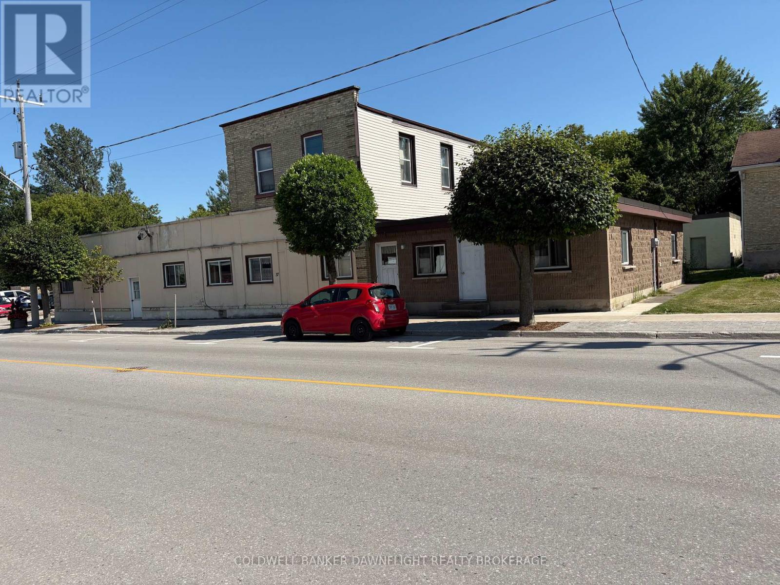 37 MAIN STREET E, Bluewater, Ontario