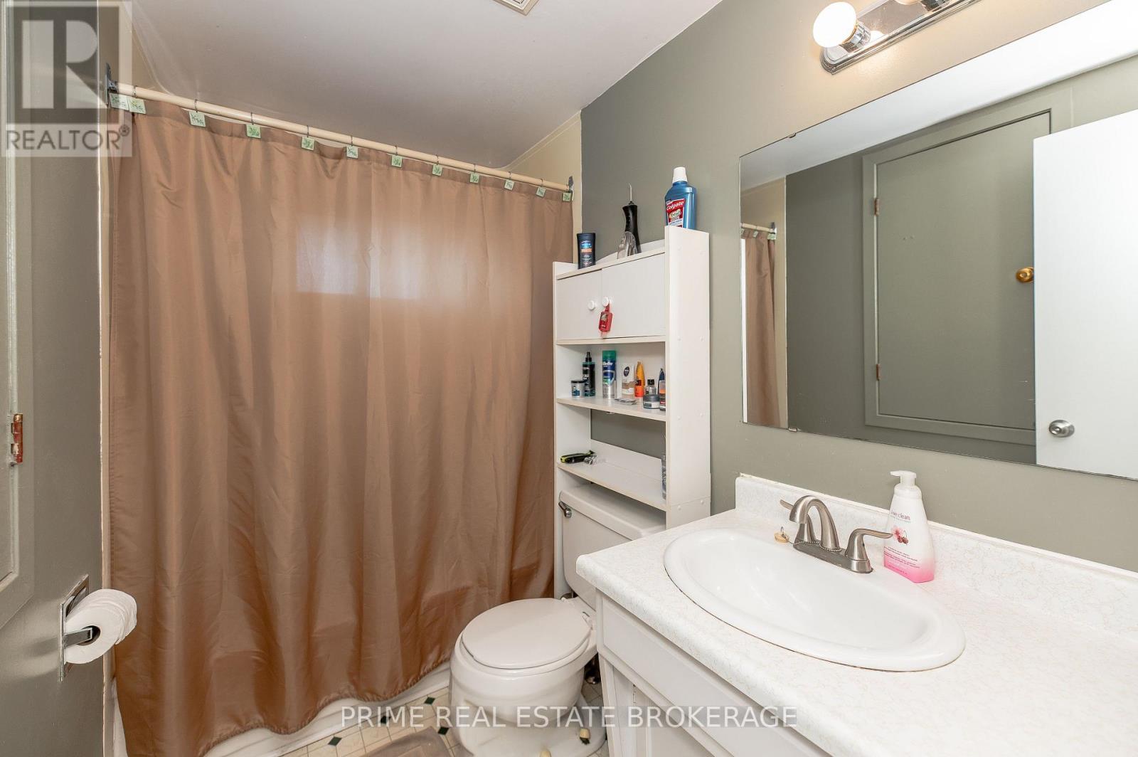 88 Hawthorne Road, London North, Ontario  N6G 2W8 - Photo 13 - X13650054