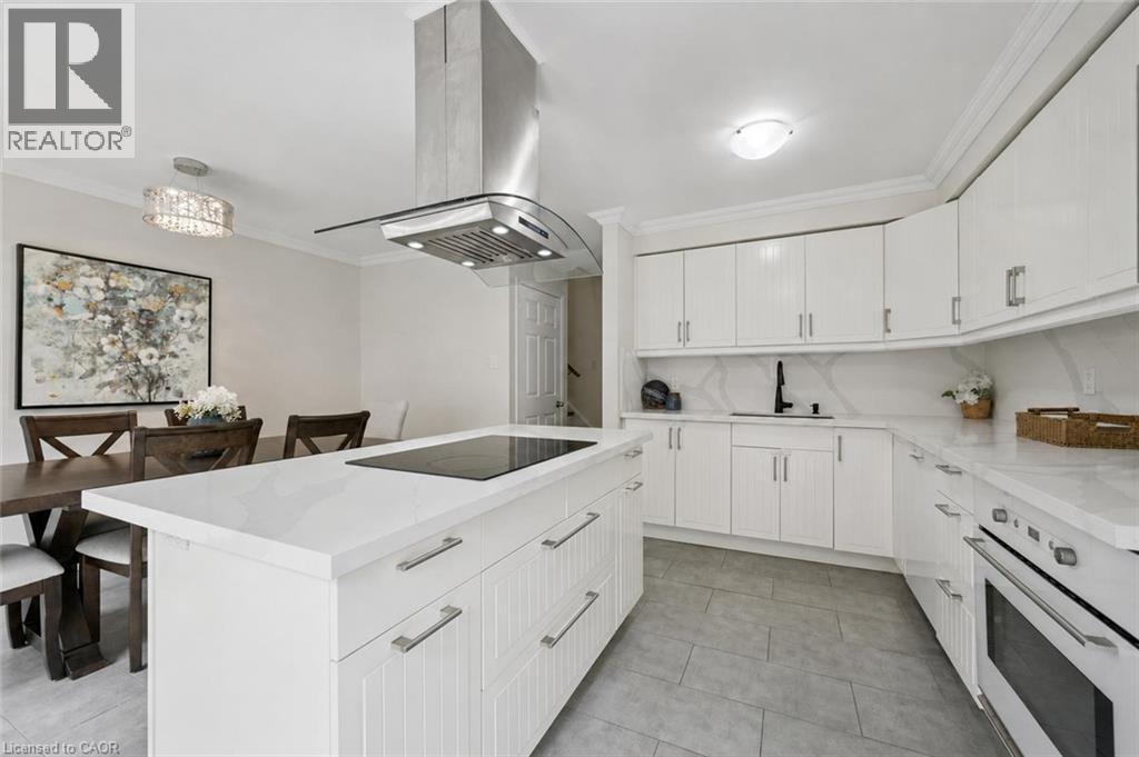6972 DUNNVIEW Court, Mississauga, Ontario