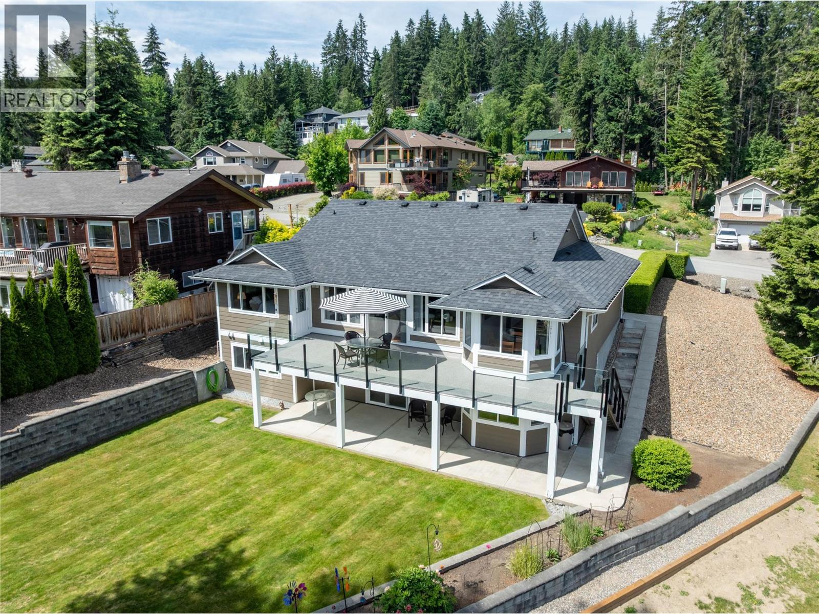 2934 Juniper Crescent, Sorrento, British Columbia  V0E 2W2 - Photo 30 - 10389877