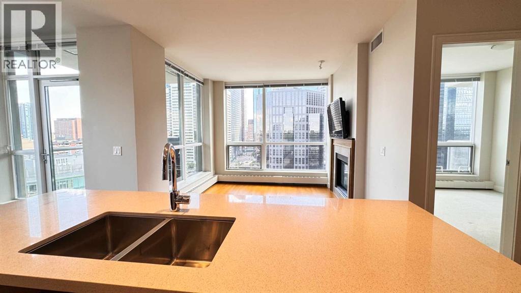 1615, 222 Riverfront Avenue SW, Calgary, Alberta  T2P 0X2 - Photo 5 - A2335260