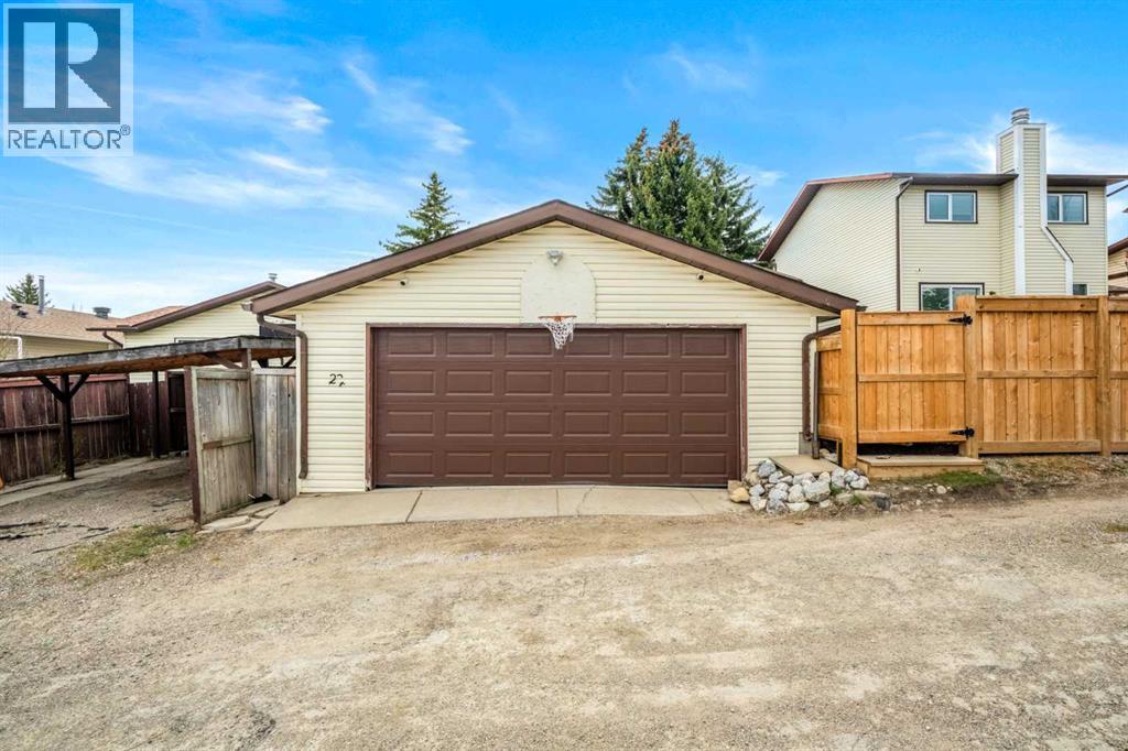 20 Bedwood Hill Ne, Calgary, Alberta  T3K 1L9 - Photo 37 - A2335316