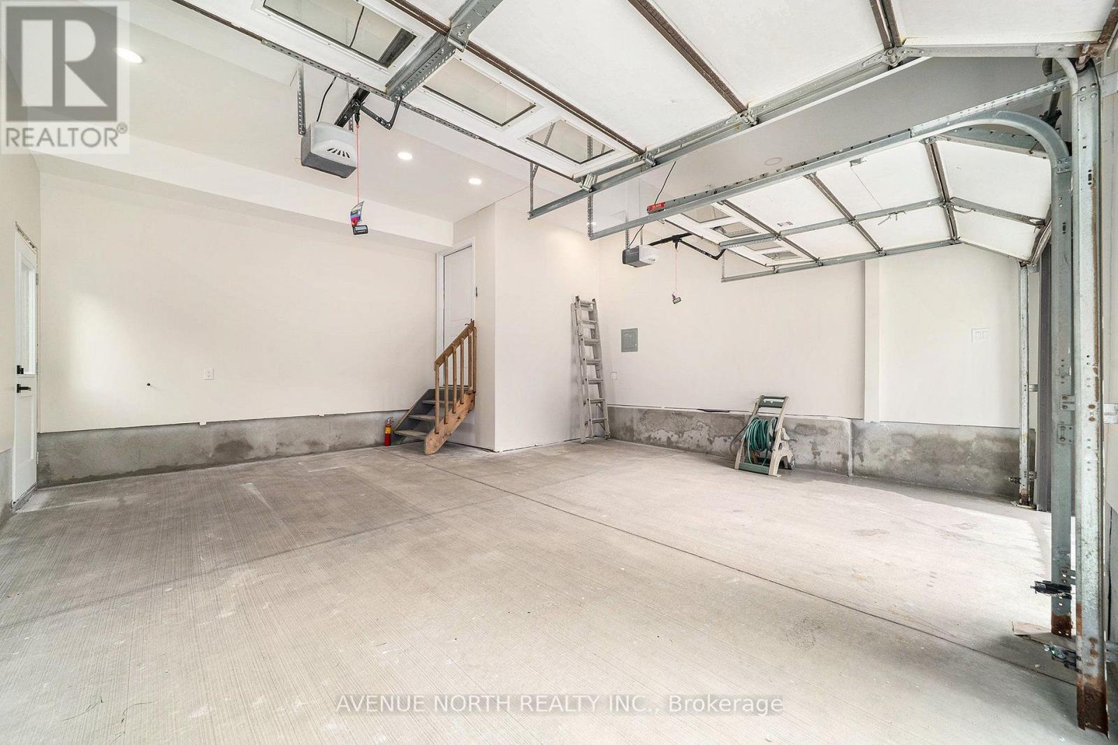19 Newland Drive E, Ottawa, Ontario  K2J 3Z8 - Photo 37 - X13649982