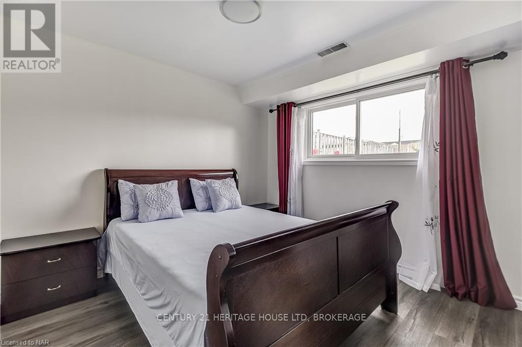 10 Madison Street, Fort Erie, Ontario L2A 3Z8 - Photo 20 - X13649892