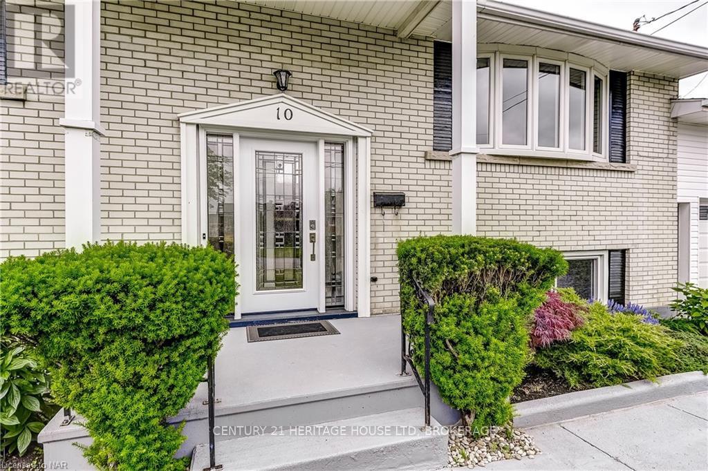 10 Madison Street, Fort Erie, Ontario L2A 3Z8 - Photo 4 - X13649892
