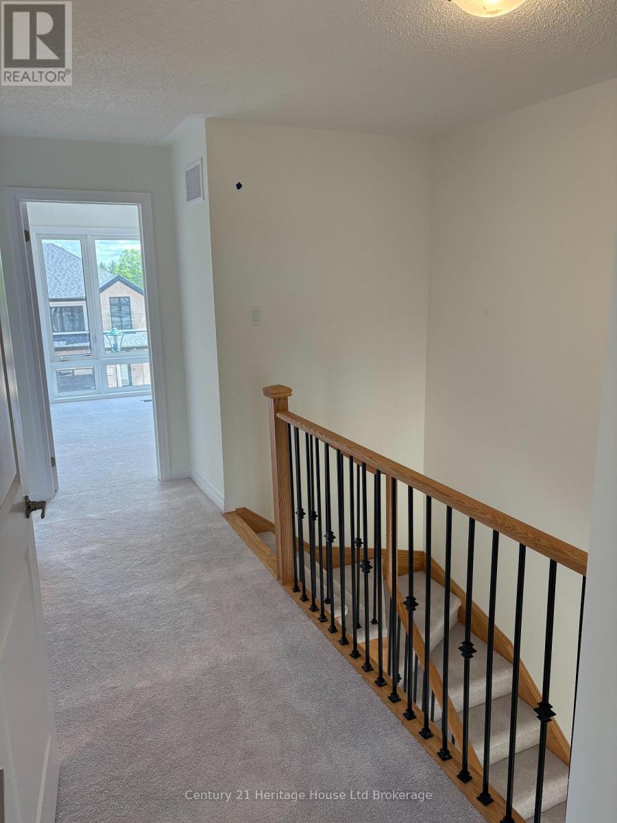 464 Jack Wilford Way, Woodstock, Ontario  N4S 7V6 - Photo 12 - X13649970