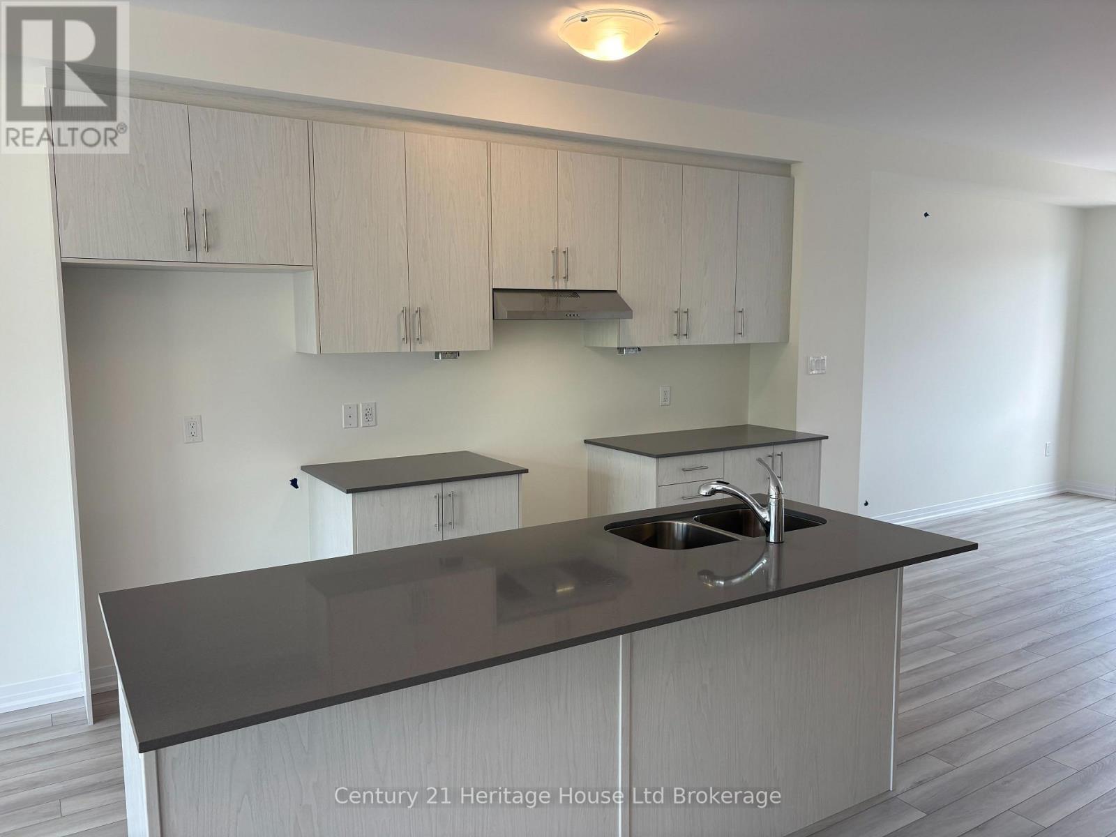 464 Jack Wilford Way, Woodstock, Ontario  N4S 7V6 - Photo 7 - X13649970