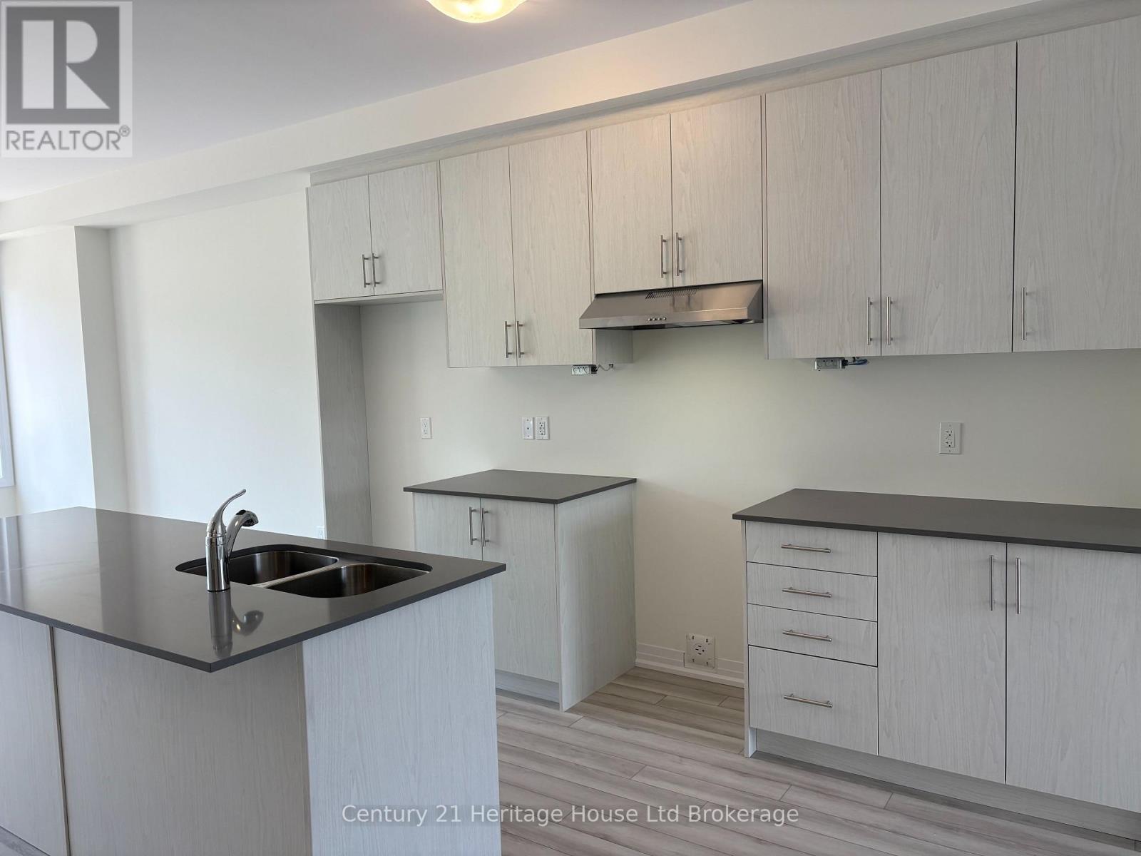 464 Jack Wilford Way, Woodstock, Ontario  N4S 7V6 - Photo 8 - X13649970
