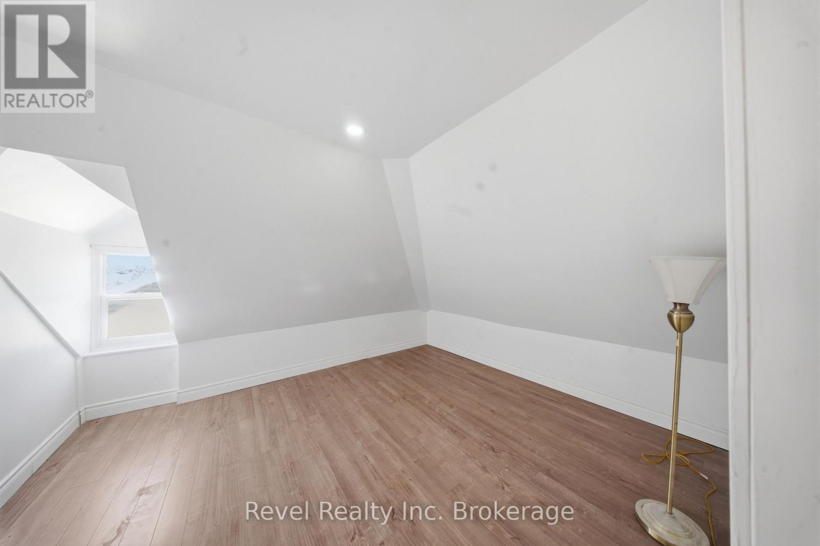 517 Fisher Street S, North Bay, Ontario  P1B 2E4 - Photo 21 - X13650066