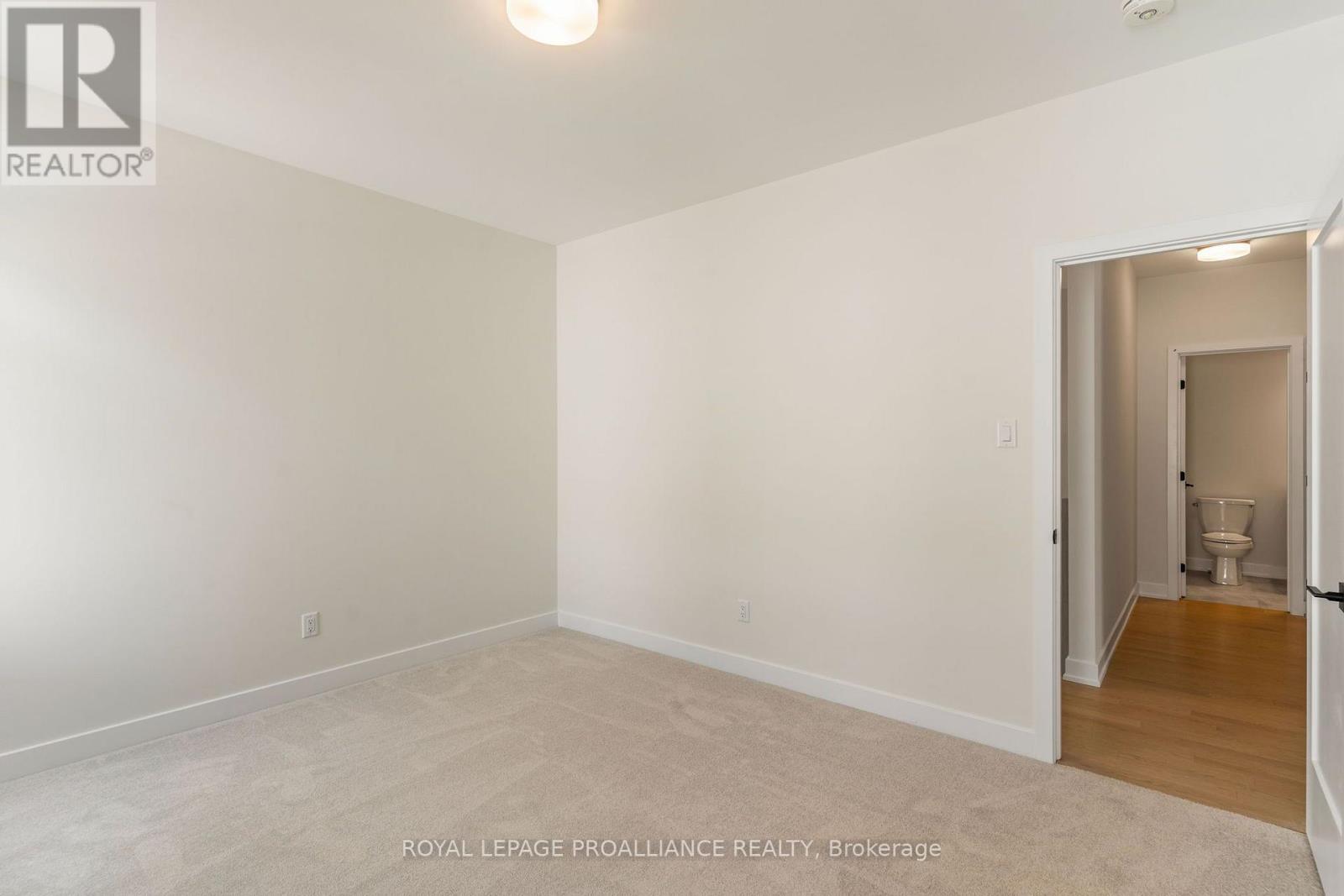 1043 Moore Street, Brockville, Ontario  K6V 0H1 - Photo 14 - X13649980