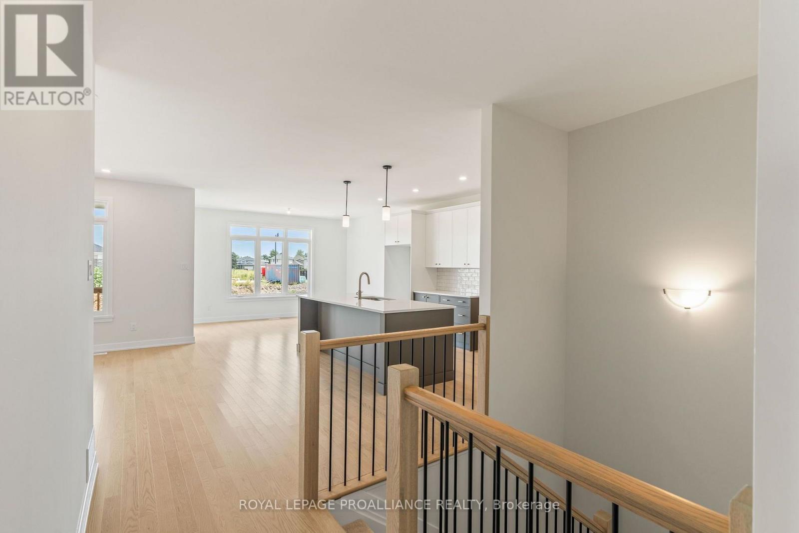 1043 Moore Street, Brockville, Ontario  K6V 0H1 - Photo 21 - X13649980