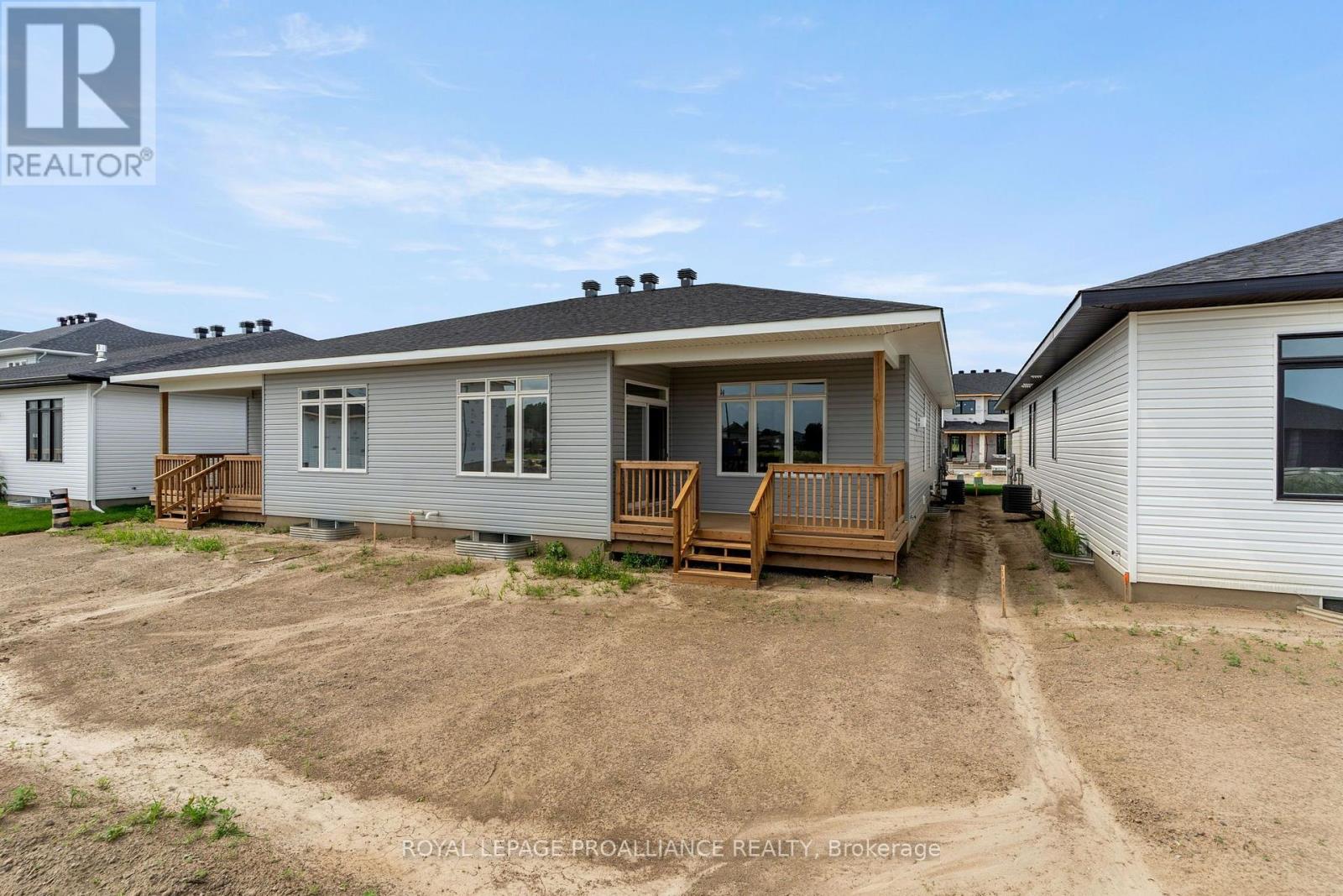 1043 Moore Street, Brockville, Ontario  K6V 0H1 - Photo 41 - X13649980