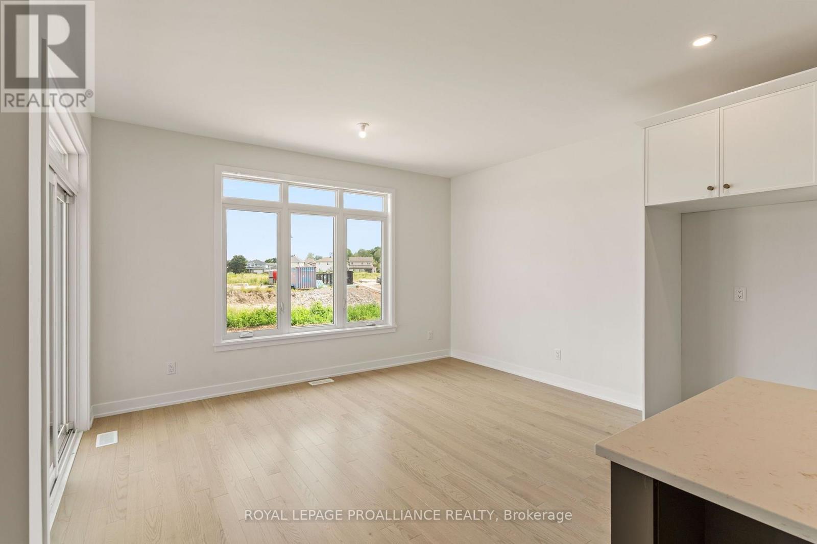 1043 Moore Street, Brockville, Ontario  K6V 0H1 - Photo 45 - X13649980