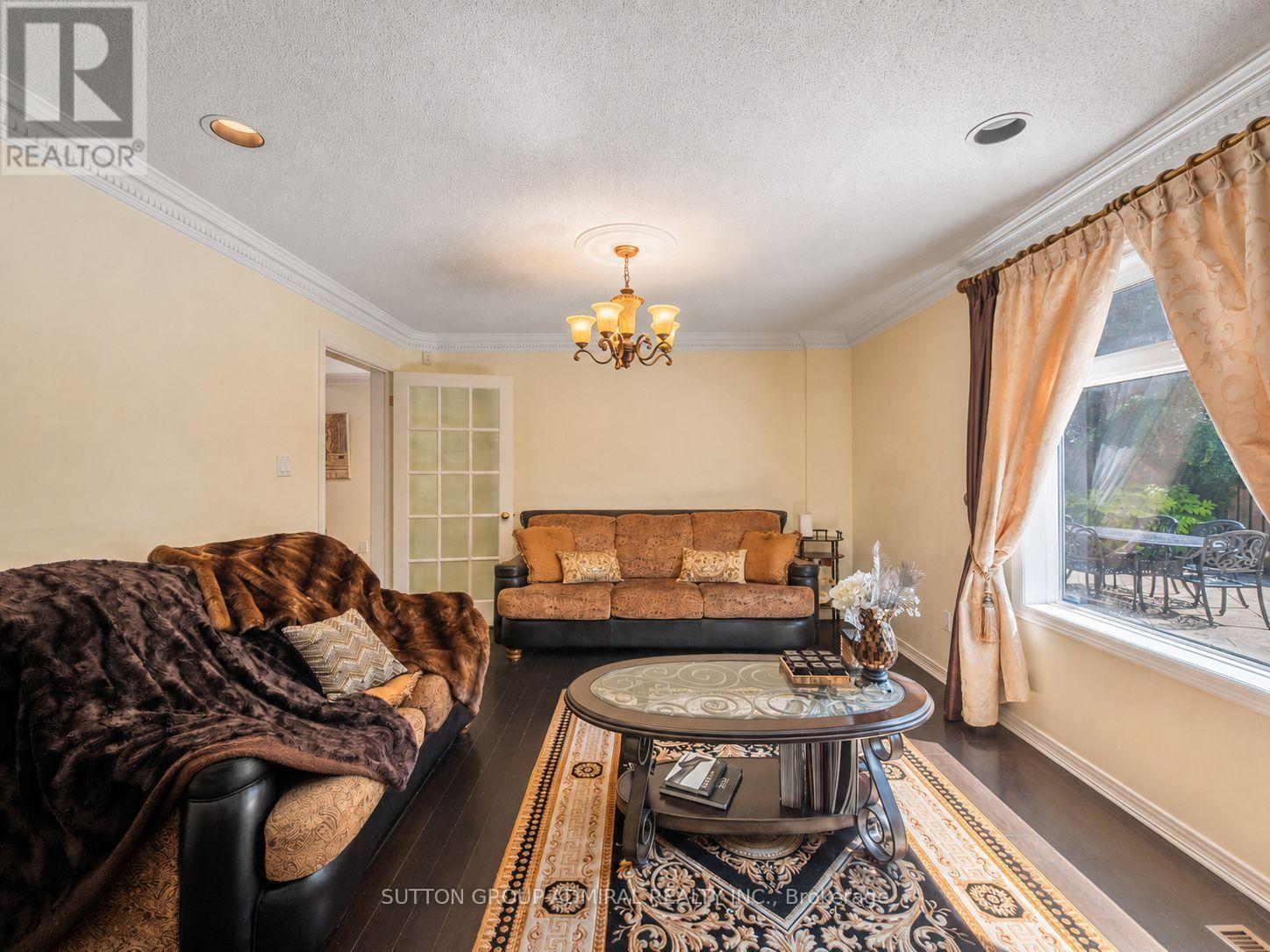 91 Robinwood Trail, Vaughan, Ontario  L4J 6K9 - Photo 14 - N13644106