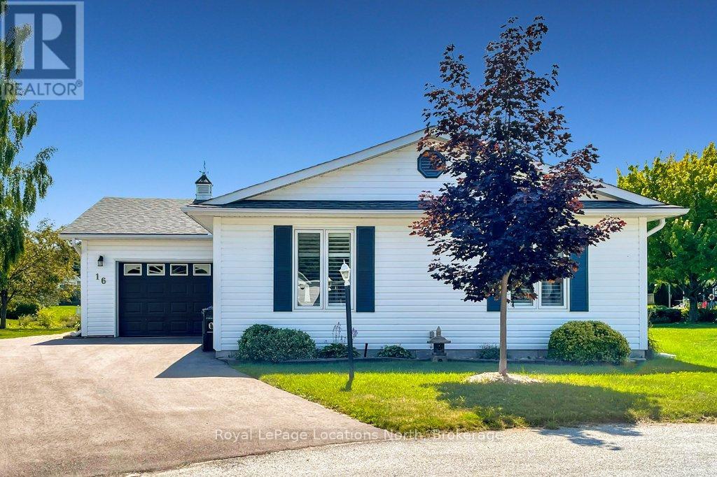 16 Atlantic Avenue, Wasaga Beach, Ontario  L9Z 3A8 - Photo 1 - S13650058