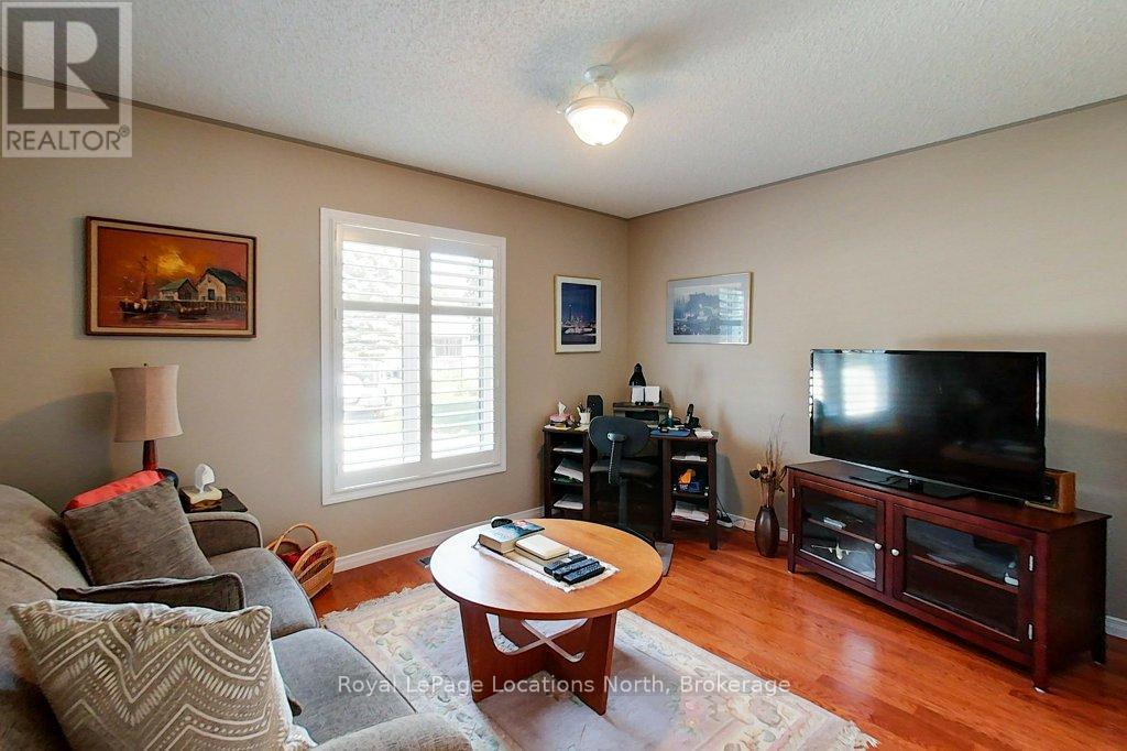 16 Atlantic Avenue, Wasaga Beach, Ontario  L9Z 3A8 - Photo 21 - S13650058