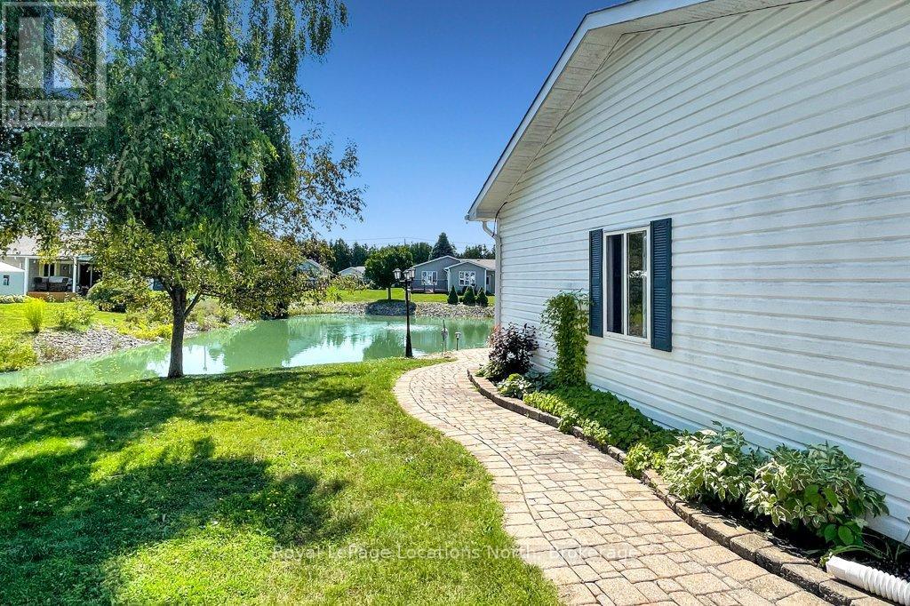 16 Atlantic Avenue, Wasaga Beach, Ontario  L9Z 3A8 - Photo 3 - S13650058