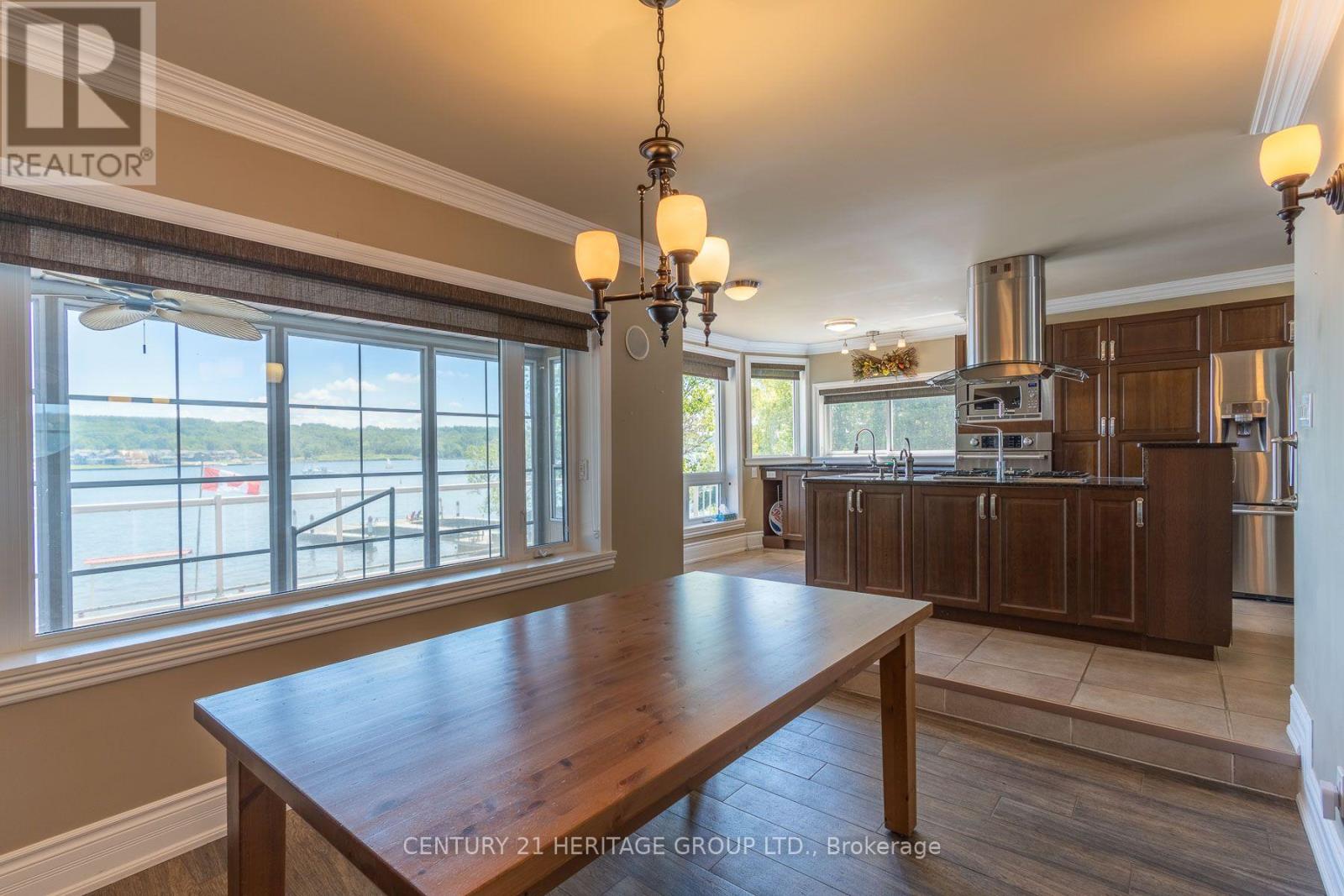 405 Champlain Road, Penetanguishene, Ontario  L9M 1S3 - Photo 13 - S13646934