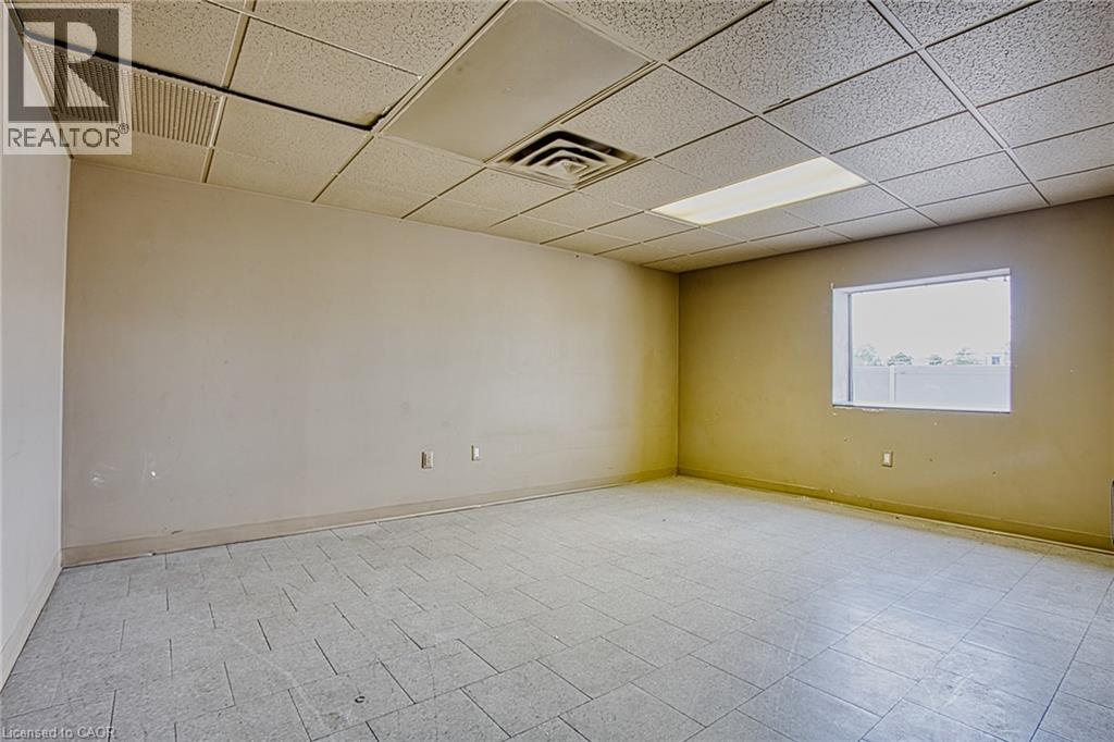 112 Ormond Street S, Thorold, Ontario  L2V 3Y1 - Photo 14 - 40853959