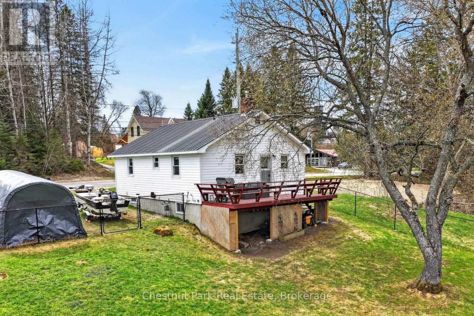 213 Yonge Street, Burk's Falls, Ontario  P0A 1C0 - Photo 29 - X13650010