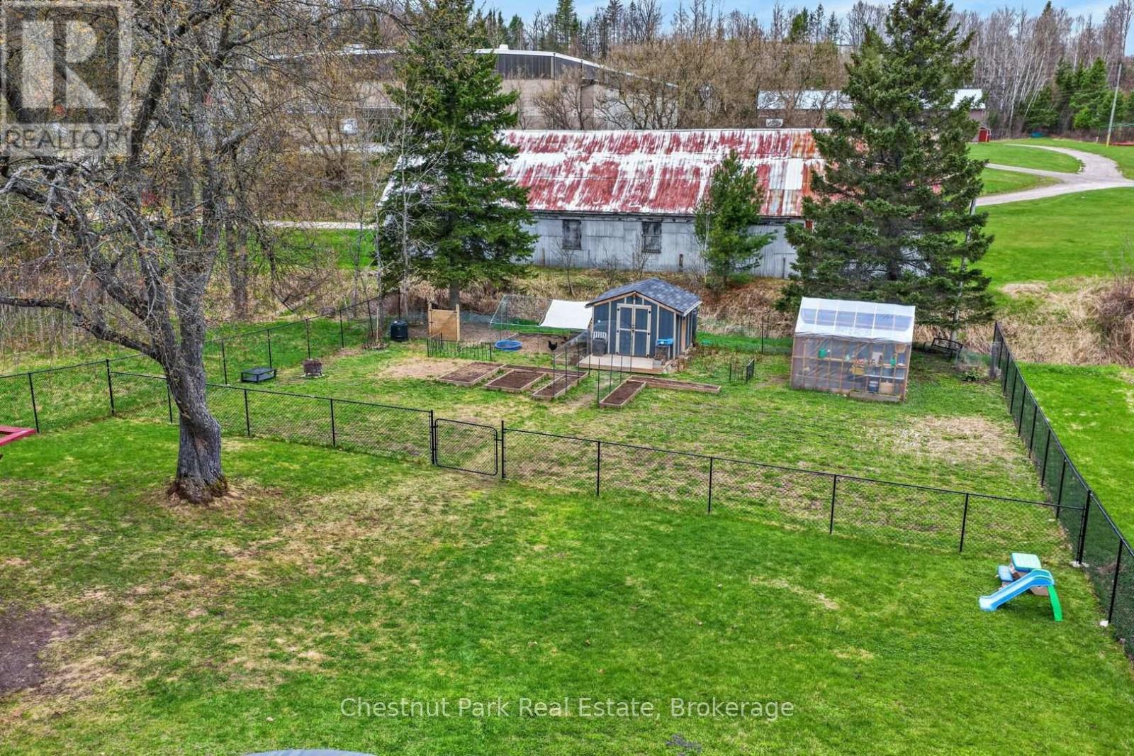 213 Yonge Street, Burk's Falls, Ontario  P0A 1C0 - Photo 35 - X13650010