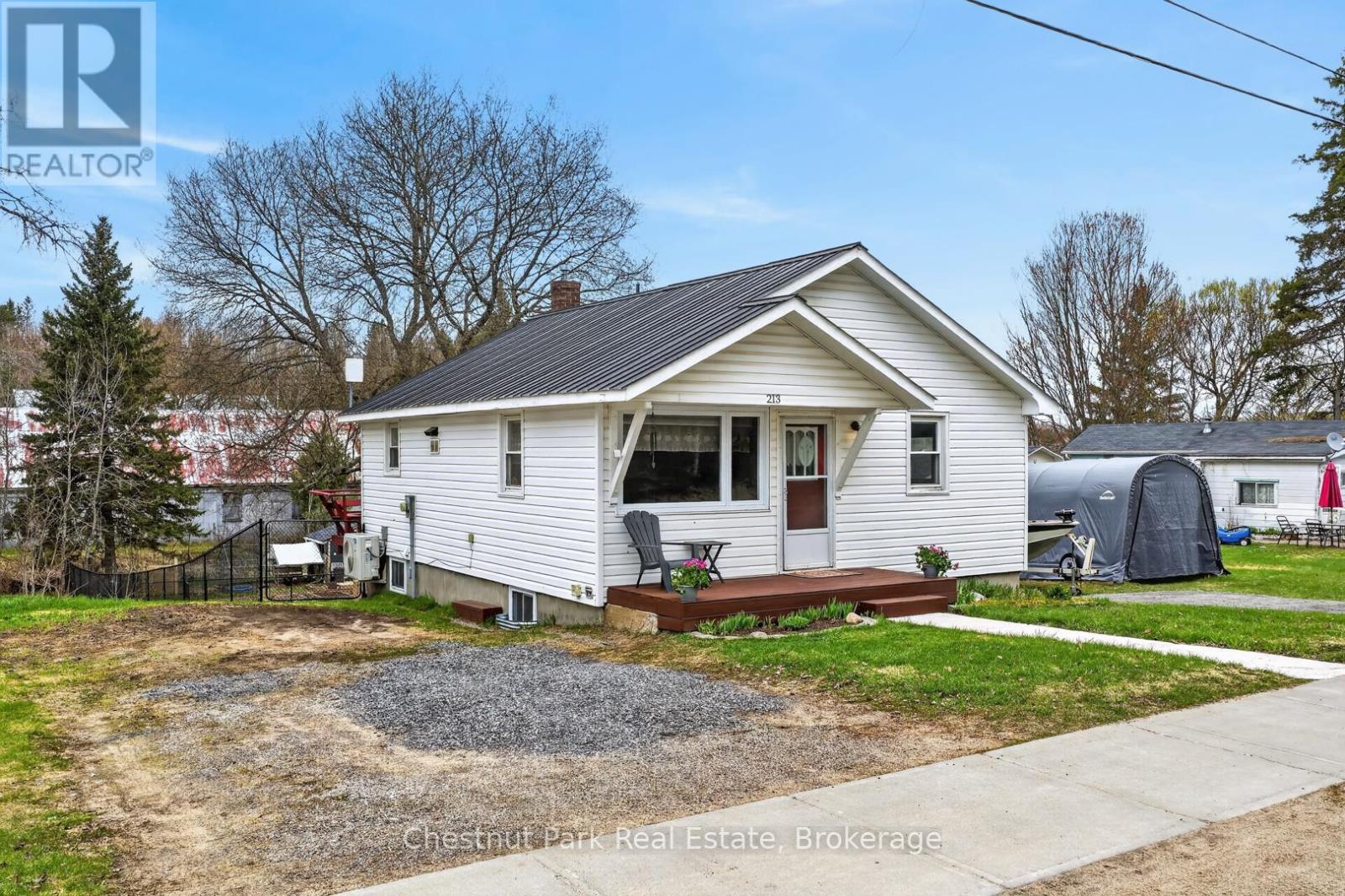 213 Yonge Street, Burk's Falls, Ontario  P0A 1C0 - Photo 41 - X13650010