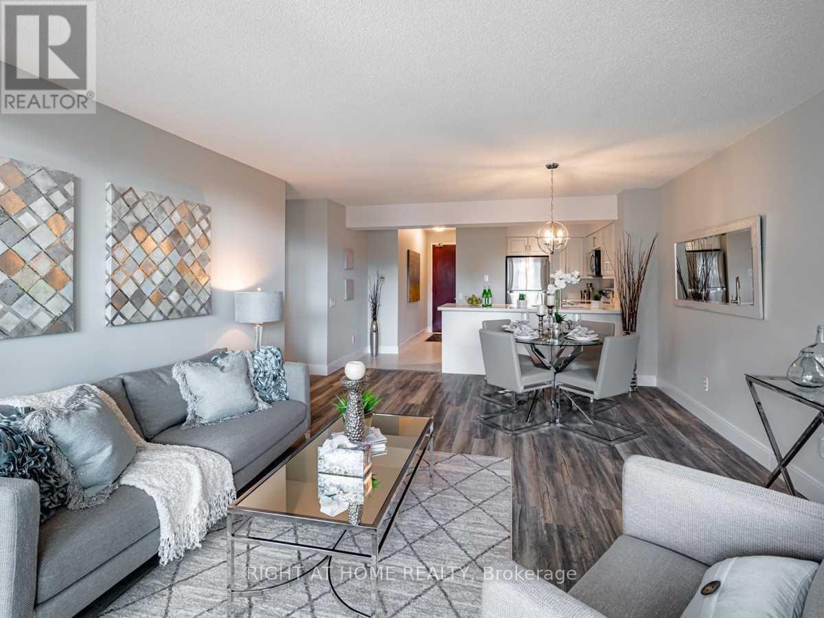 2306 - 750 Bay Street, Toronto, Ontario  M5G 1N6 - Photo 11 - C13649910