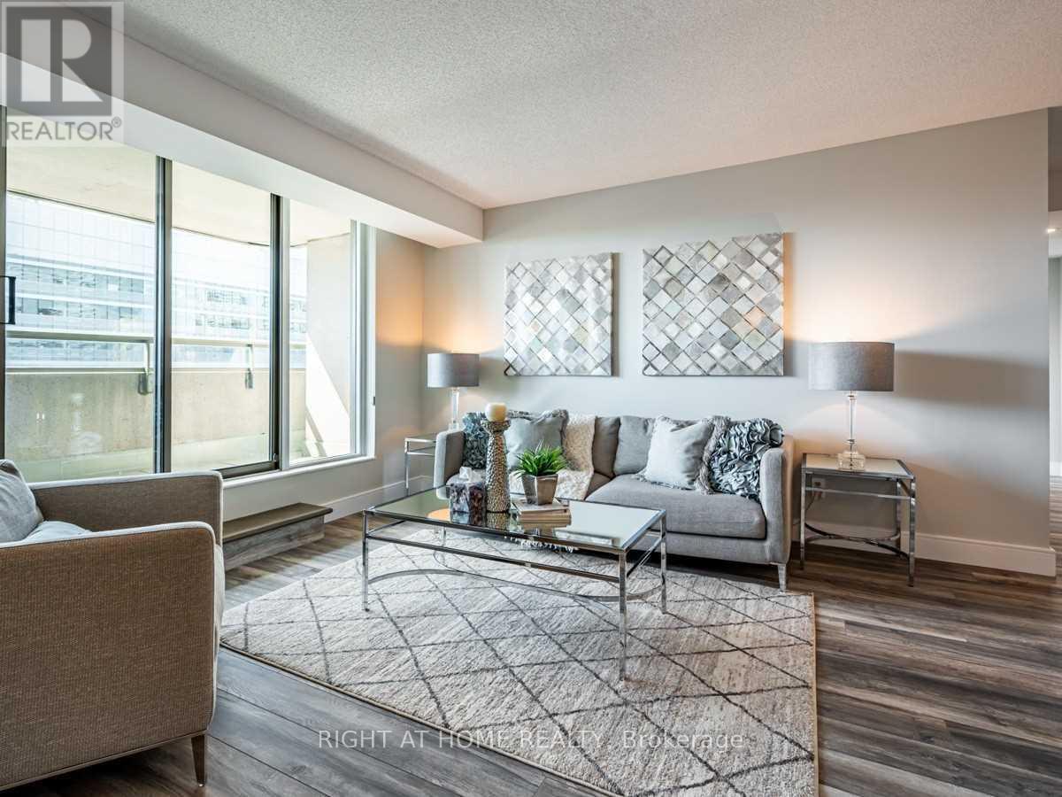 2306 - 750 Bay Street, Toronto, Ontario  M5G 1N6 - Photo 12 - C13649910