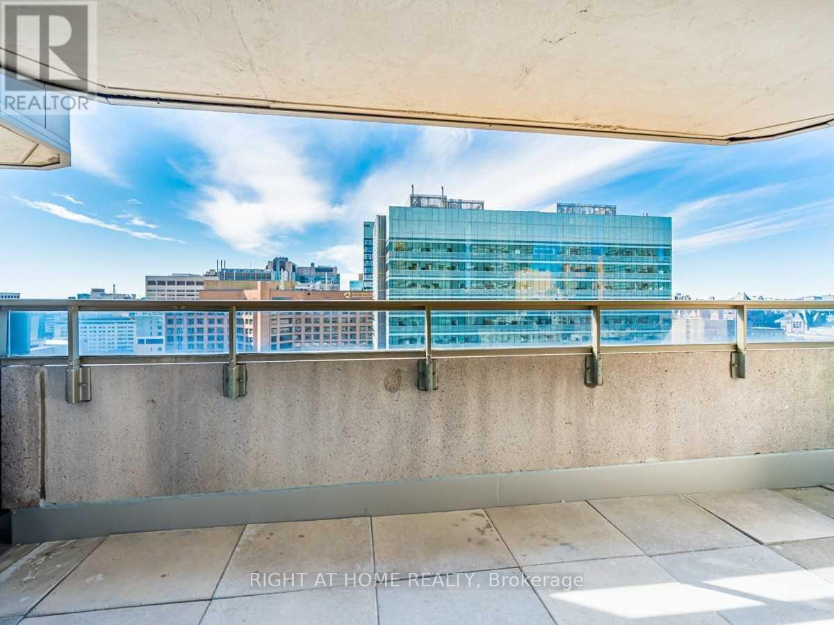 2306 - 750 Bay Street, Toronto, Ontario  M5G 1N6 - Photo 13 - C13649910