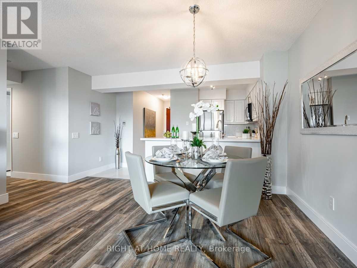 2306 - 750 Bay Street, Toronto, Ontario  M5G 1N6 - Photo 9 - C13649910