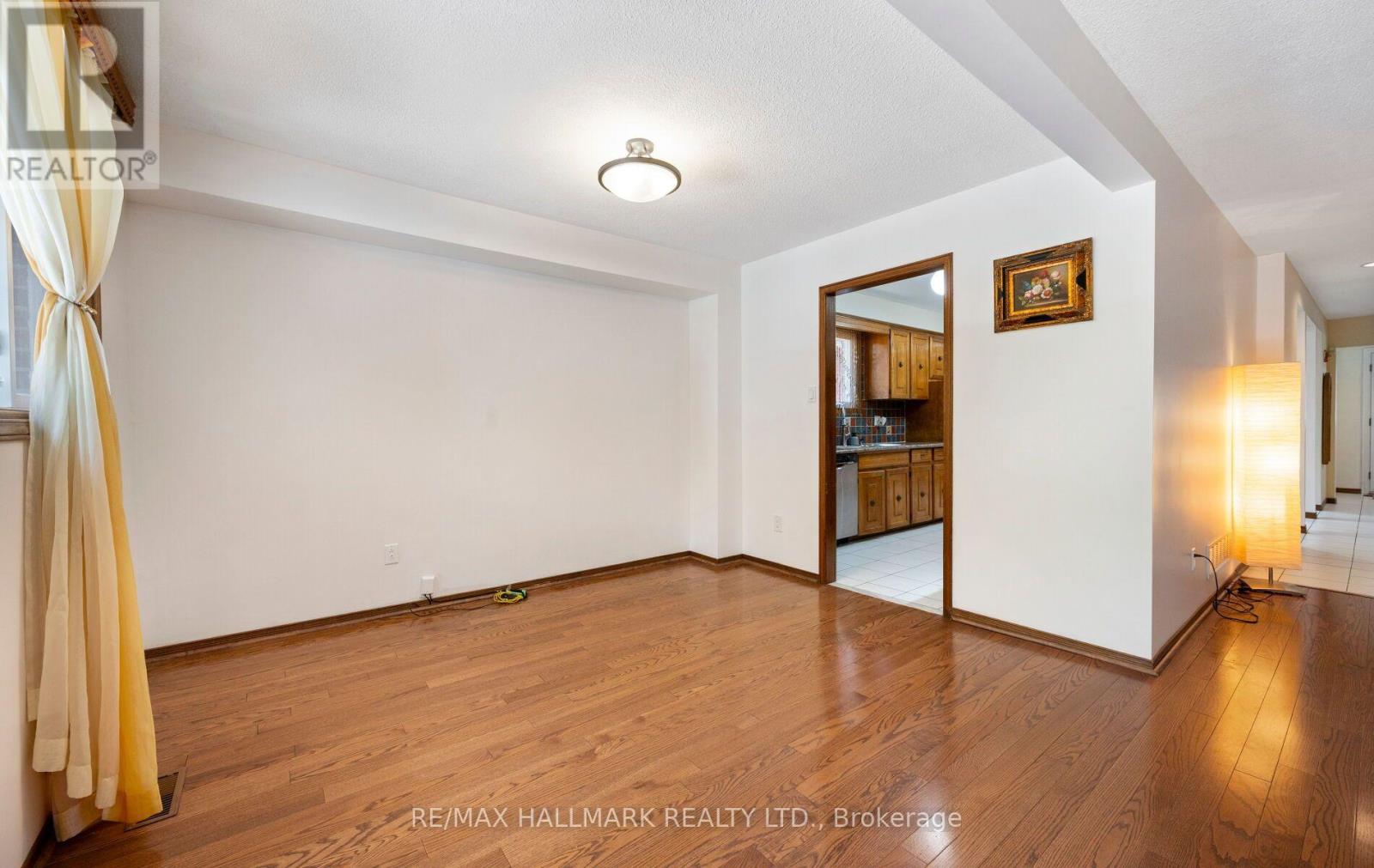 154 Robert Hicks Drive, Toronto, Ontario  M2R 3R5 - Photo 14 - C13650064