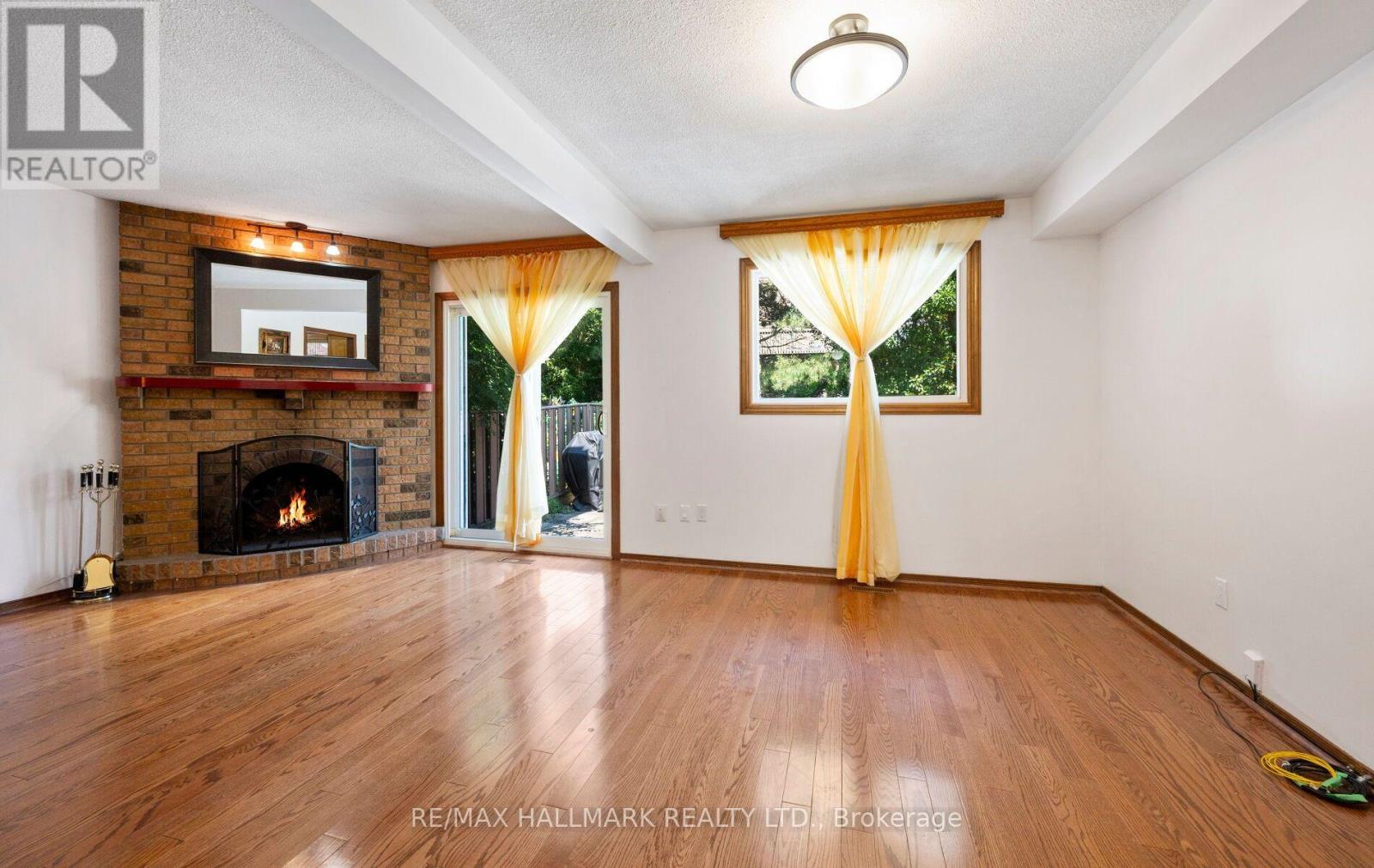 154 Robert Hicks Drive, Toronto, Ontario  M2R 3R5 - Photo 16 - C13650064
