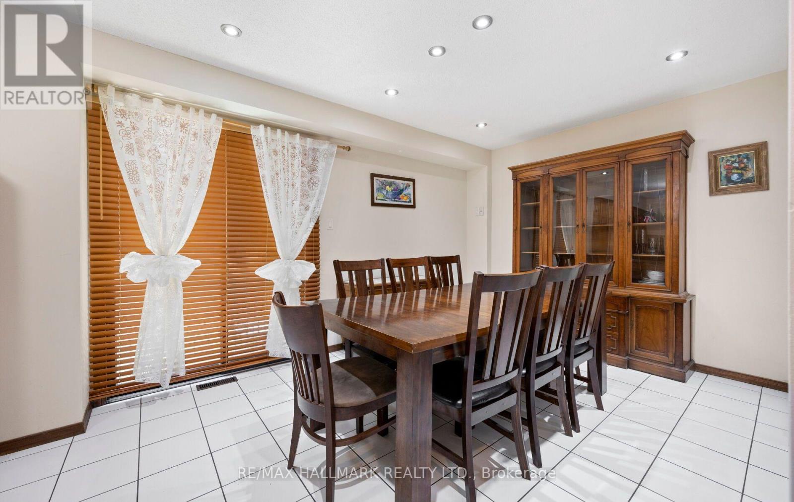 154 Robert Hicks Drive, Toronto, Ontario  M2R 3R5 - Photo 21 - C13650064