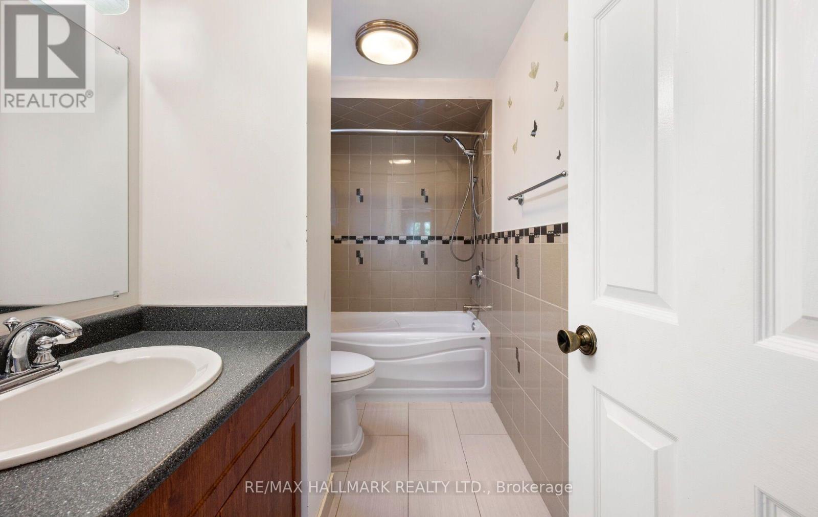 154 Robert Hicks Drive, Toronto, Ontario  M2R 3R5 - Photo 30 - C13650064