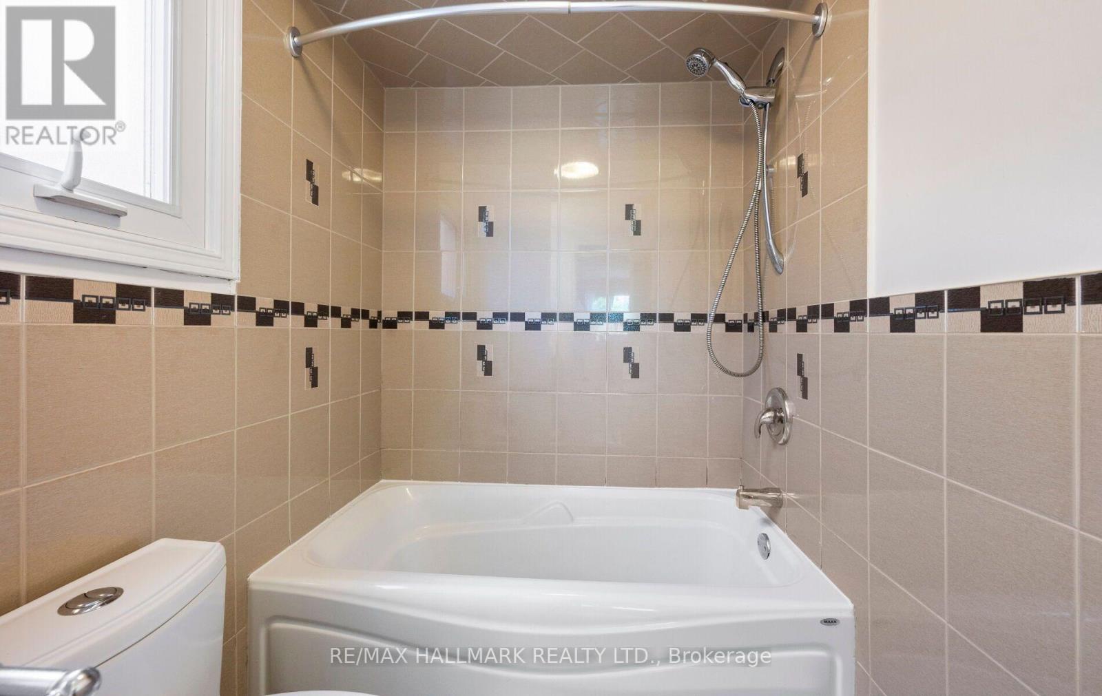 154 Robert Hicks Drive, Toronto, Ontario  M2R 3R5 - Photo 33 - C13650064