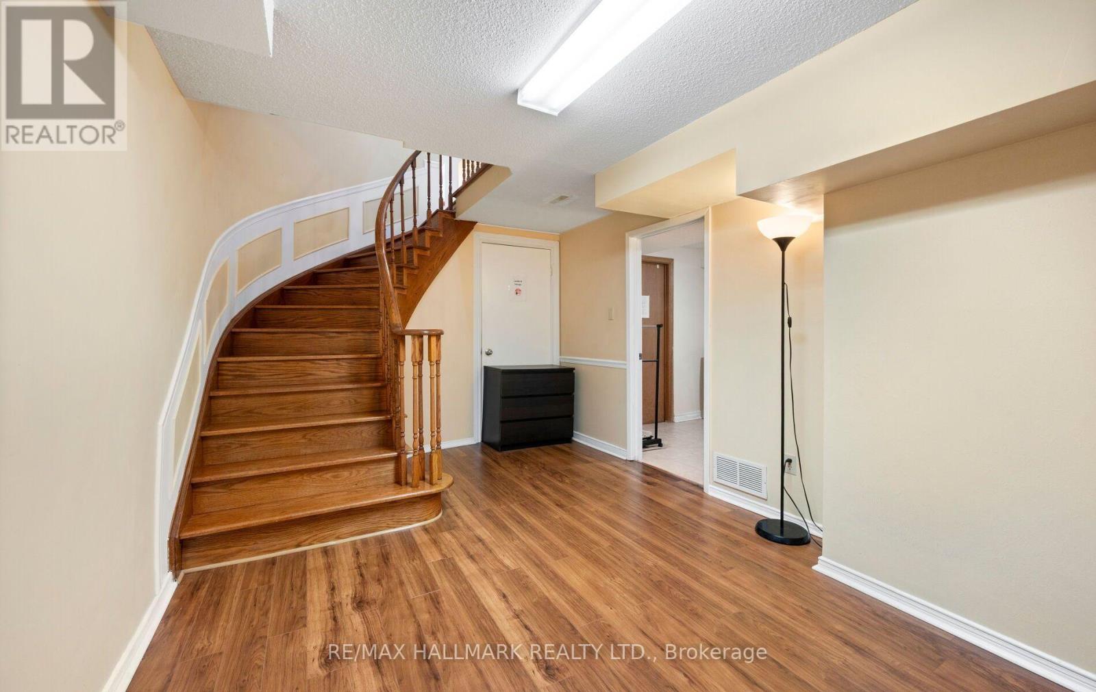 154 Robert Hicks Drive, Toronto, Ontario  M2R 3R5 - Photo 43 - C13650064