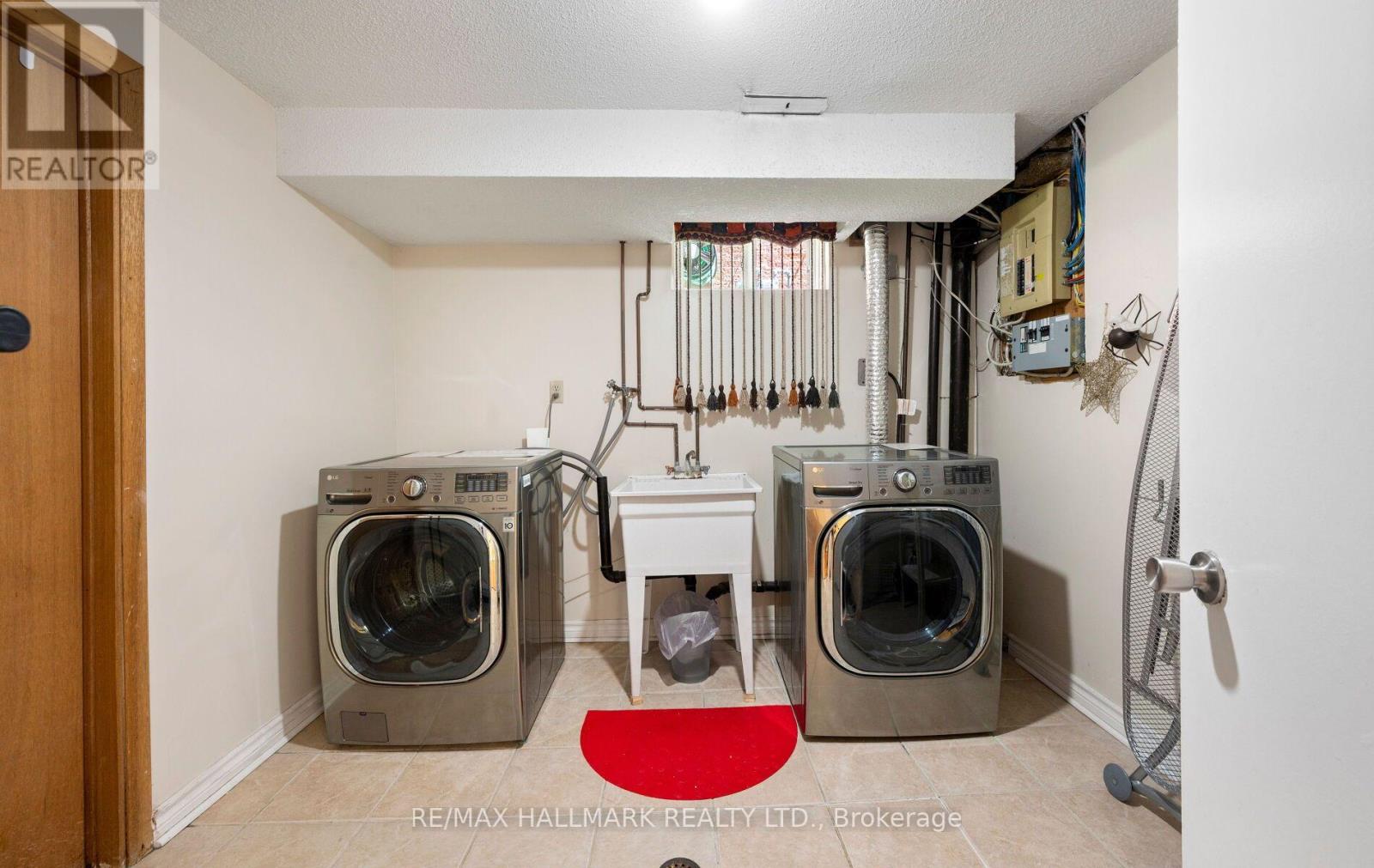 154 Robert Hicks Drive, Toronto, Ontario  M2R 3R5 - Photo 44 - C13650064