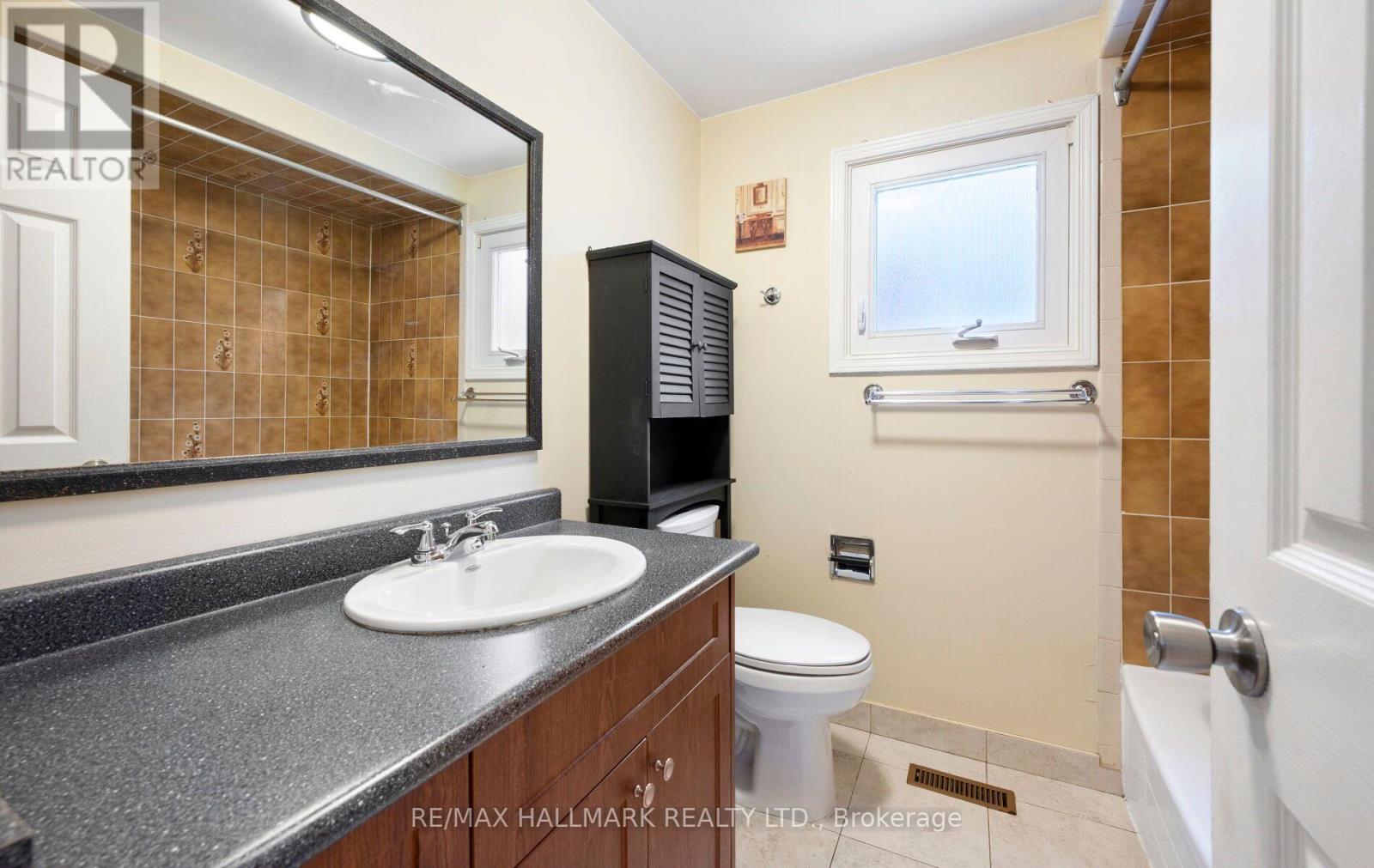 154 Robert Hicks Drive, Toronto, Ontario  M2R 3R5 - Photo 50 - C13650064