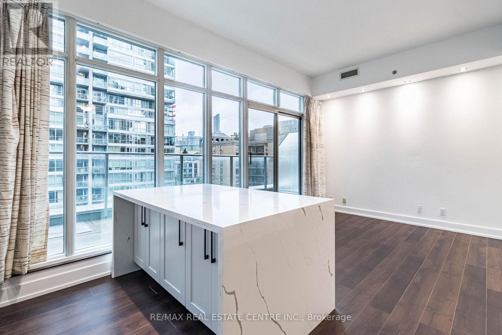 Uph 11 - 21 Nelson Street, Toronto, Ontario  M5V 1T8 - Photo 10 - C13650068