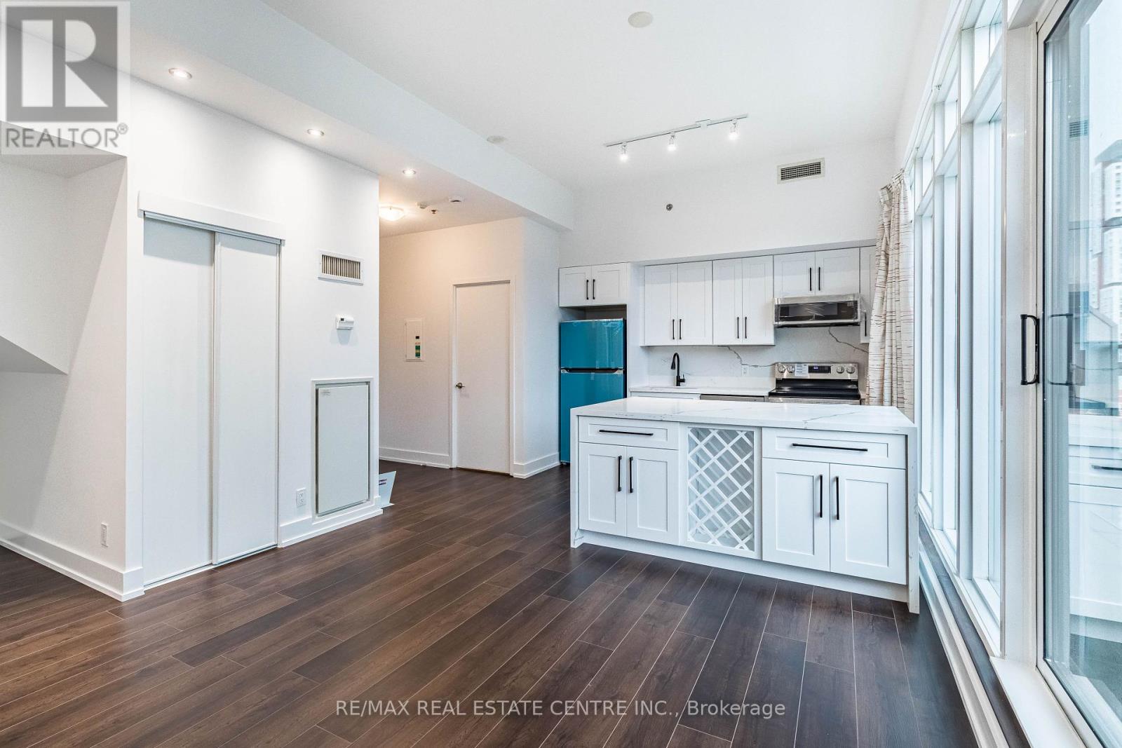 Uph 11 - 21 Nelson Street, Toronto, Ontario  M5V 1T8 - Photo 15 - C13650068
