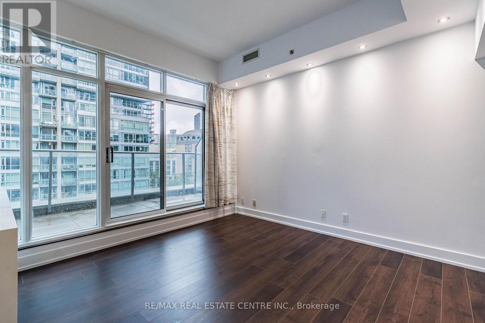 Uph 11 - 21 Nelson Street, Toronto, Ontario  M5V 1T8 - Photo 16 - C13650068