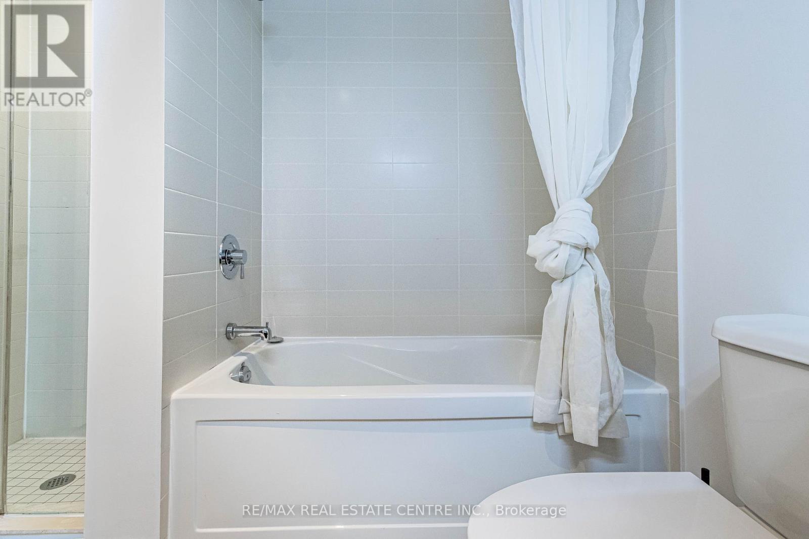 Uph 11 - 21 Nelson Street, Toronto, Ontario  M5V 1T8 - Photo 22 - C13650068