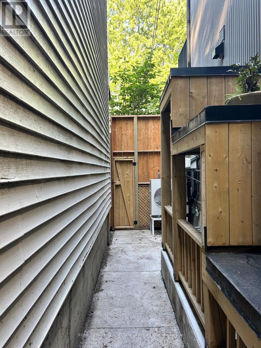 Unit-B - 100 Morse Street, Toronto, Ontario  M4M 2P6 - Photo 2 - E13649894