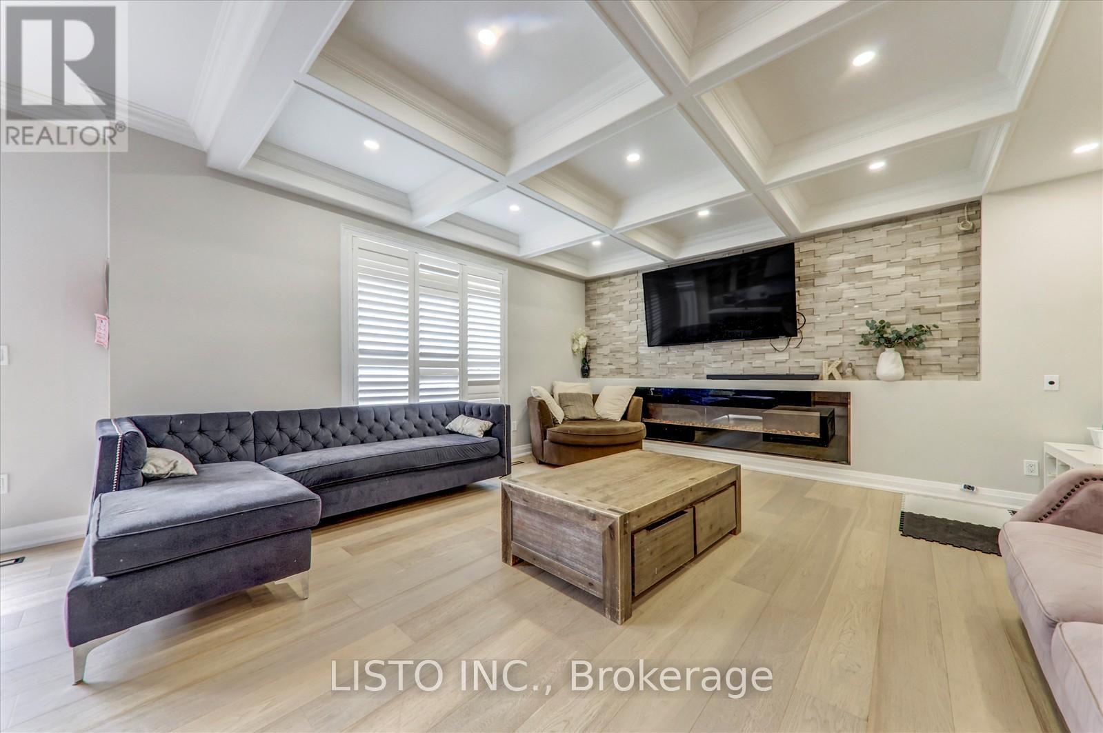 65 Warbler Circle, Toronto, Ontario  M1X 1V5 - Photo 13 - E13649968