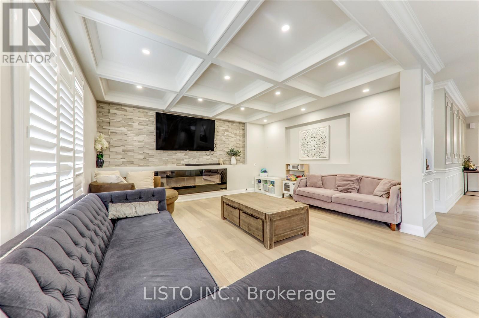 65 Warbler Circle, Toronto, Ontario  M1X 1V5 - Photo 14 - E13649968