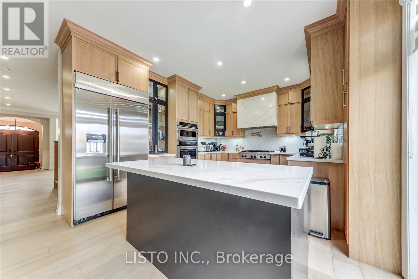65 Warbler Circle, Toronto, Ontario  M1X 1V5 - Photo 17 - E13649968