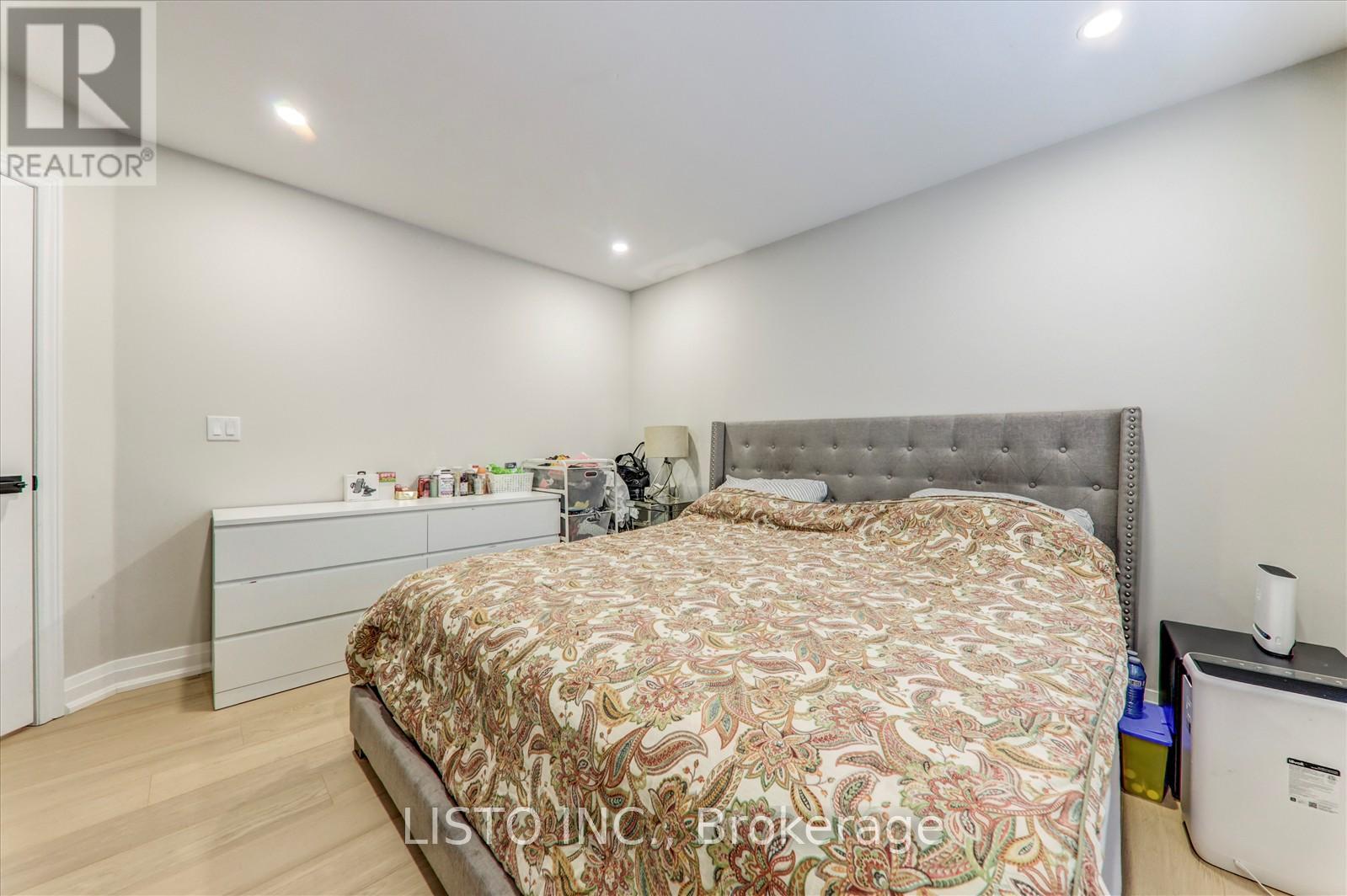 65 Warbler Circle, Toronto, Ontario  M1X 1V5 - Photo 30 - E13649968