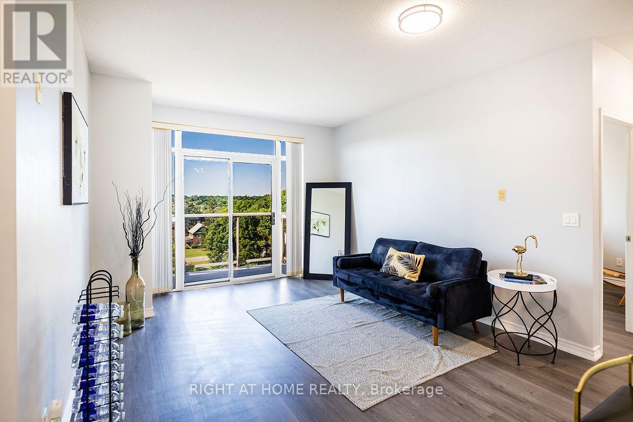 Ph11 - 3650 Kingston Road, Toronto, Ontario  M1M 3X9 - Photo 5 - E13649988
