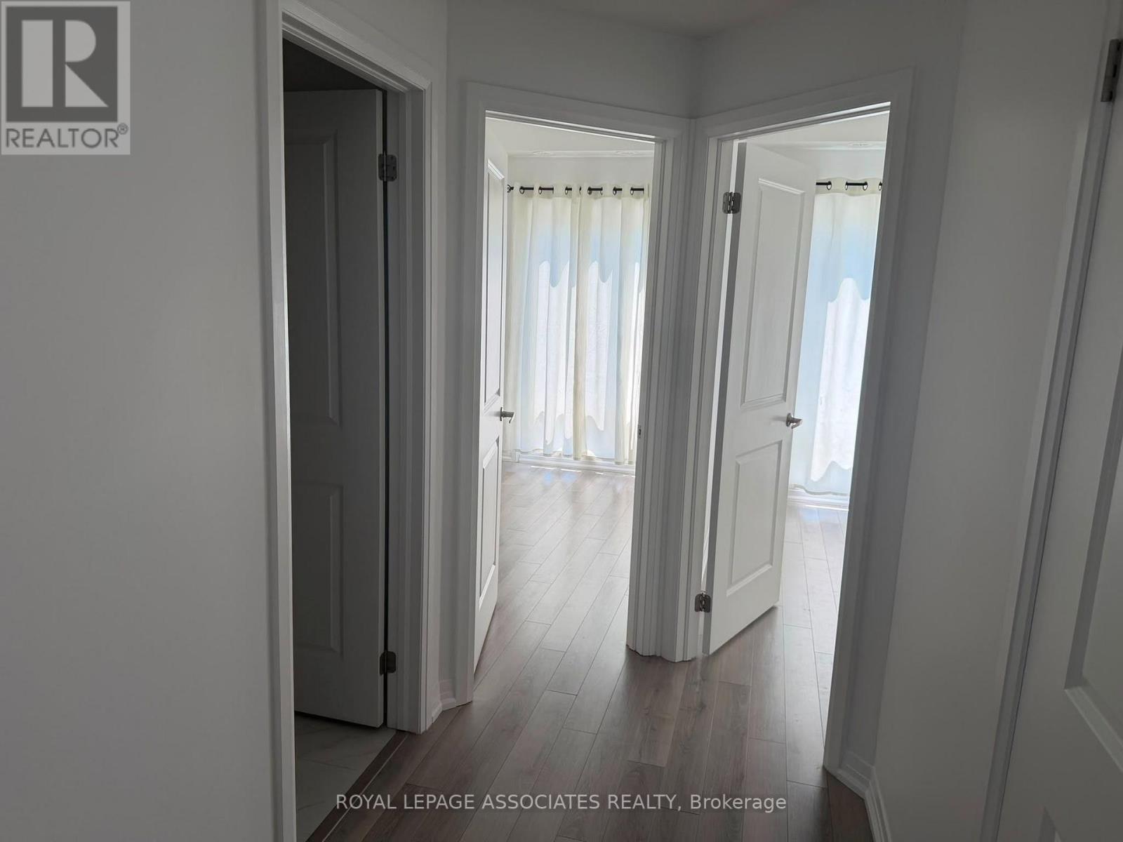 18 - 30 Liben Way, Toronto, Ontario  M1J 3Z4 - Photo 5 - E13650046