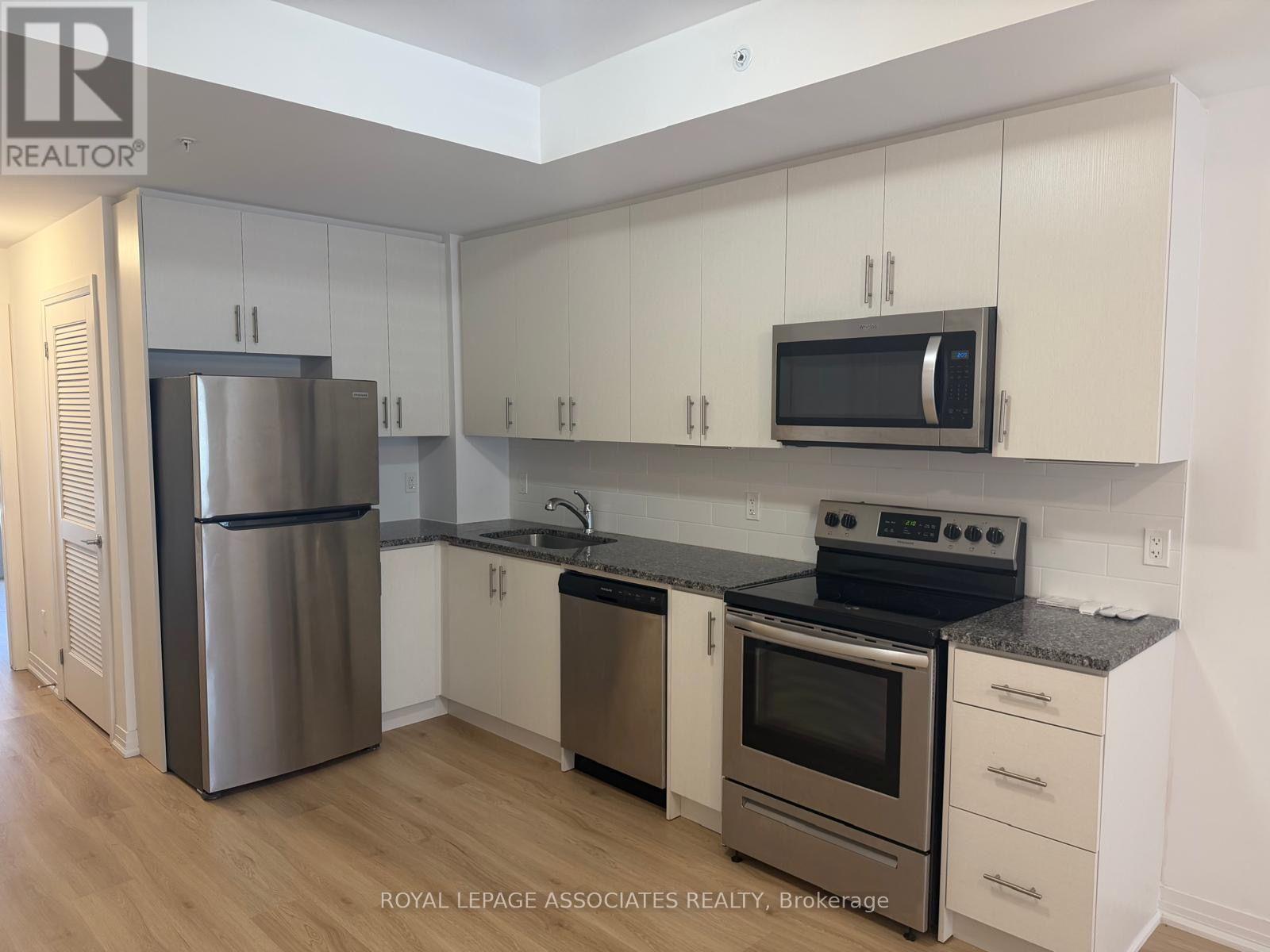 1013 - 2635 William Jackson Drive, Pickering, Ontario  L1X 0L5 - Photo 4 - E13650050